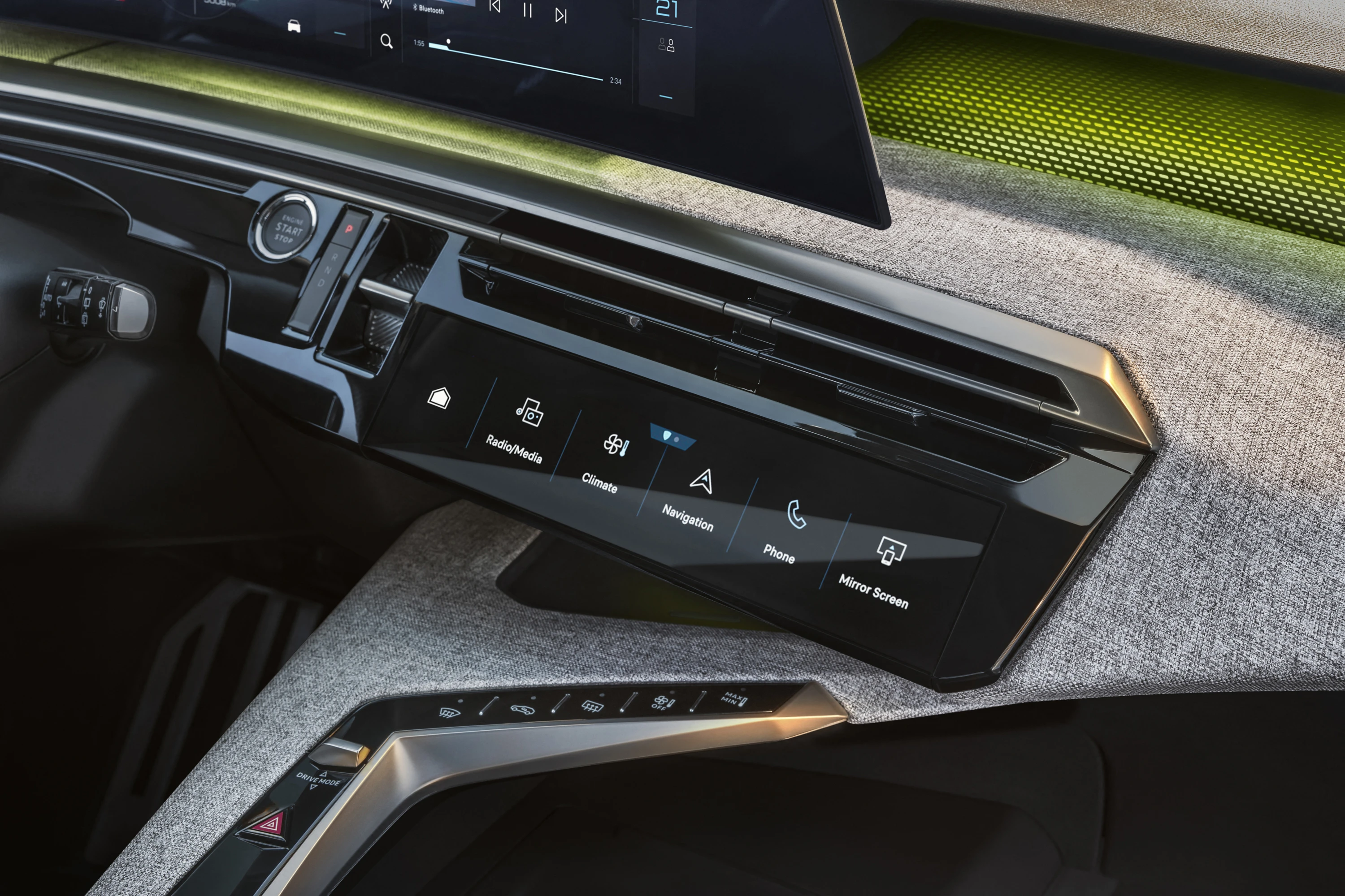 Peugeot E-5008 Long Range details view