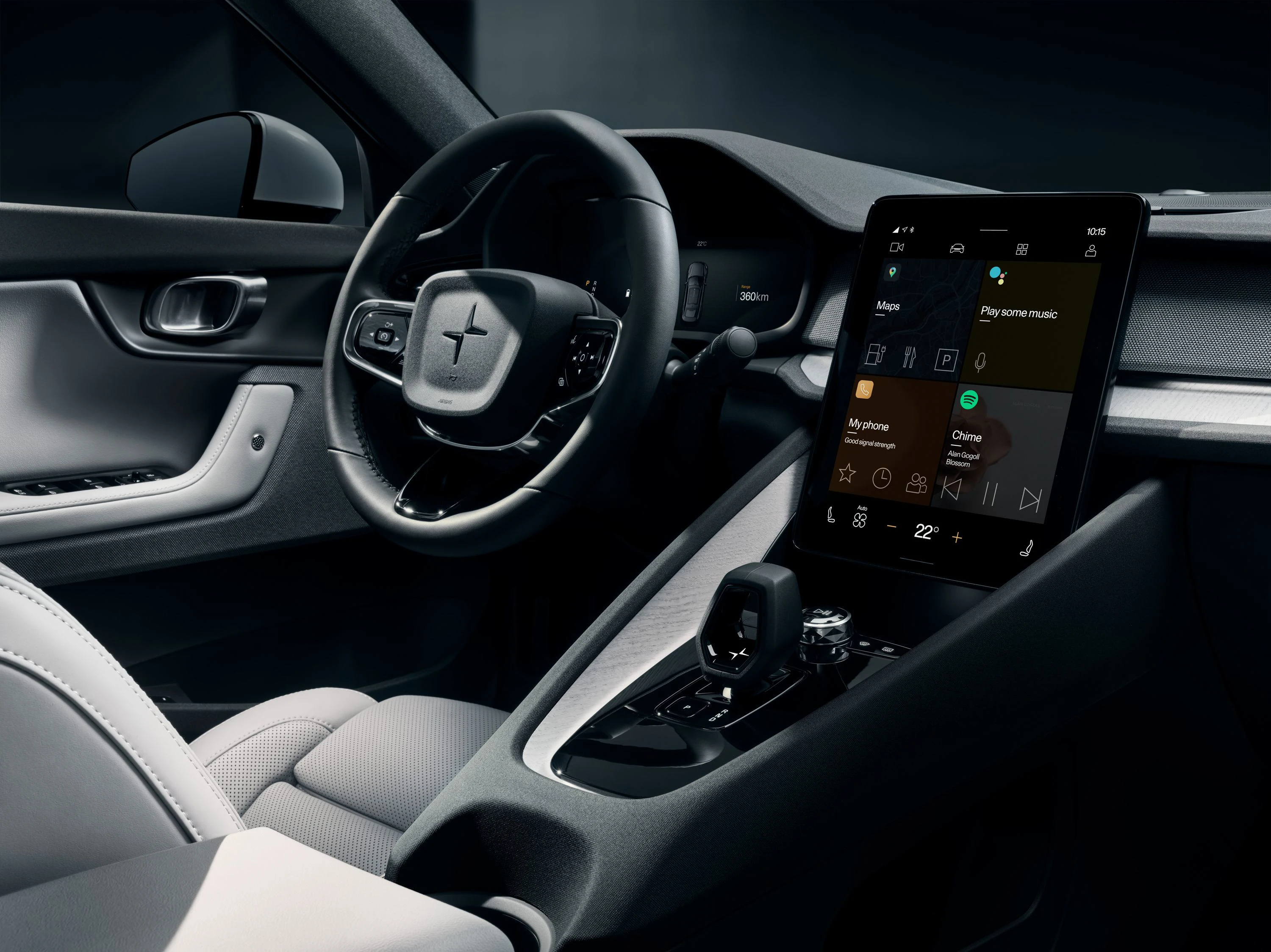 Polestar 2 Long Range Dual Motor Performance screens view