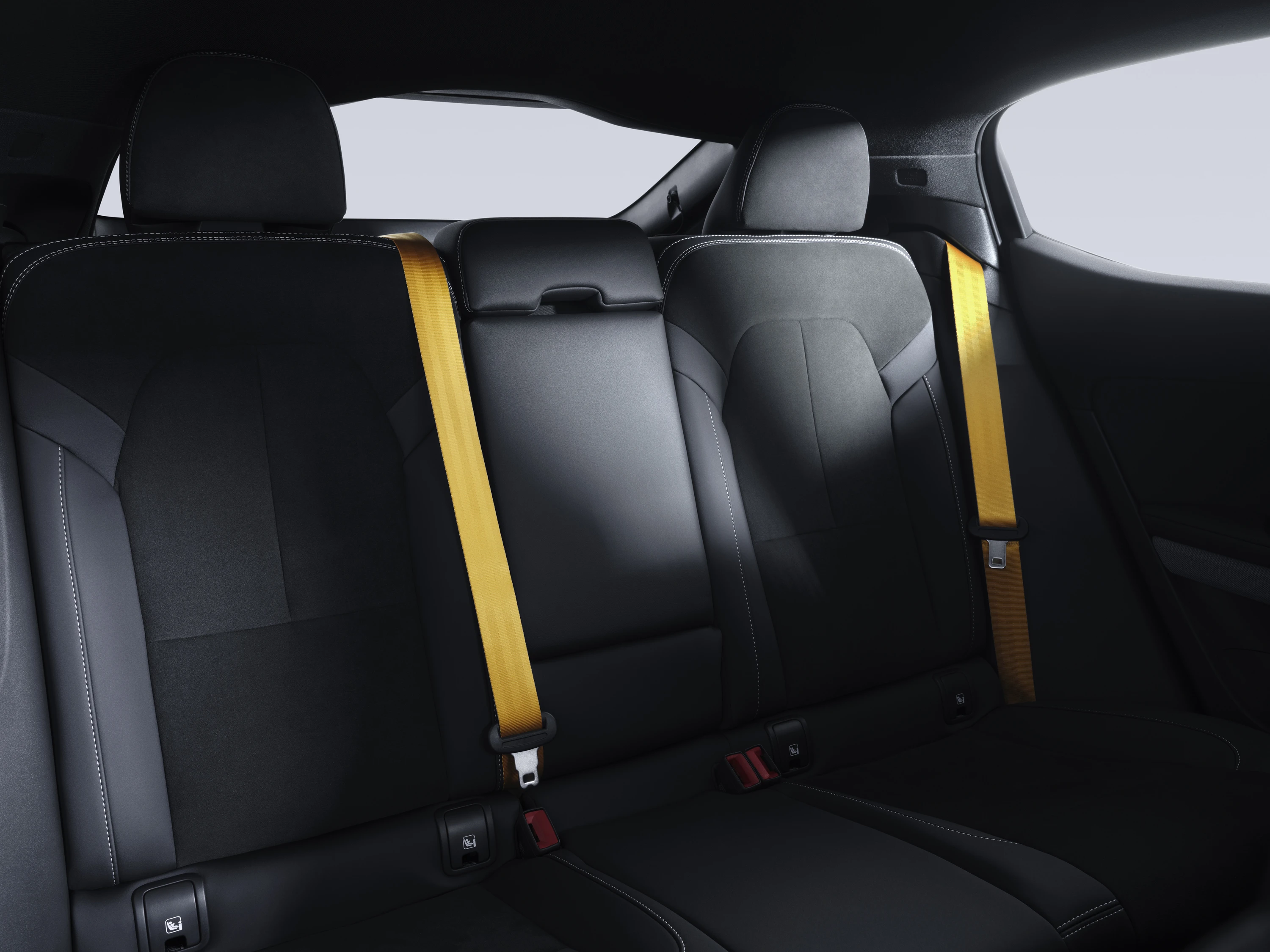 Polestar 2 Standard Range Single Motor secondrowseats view