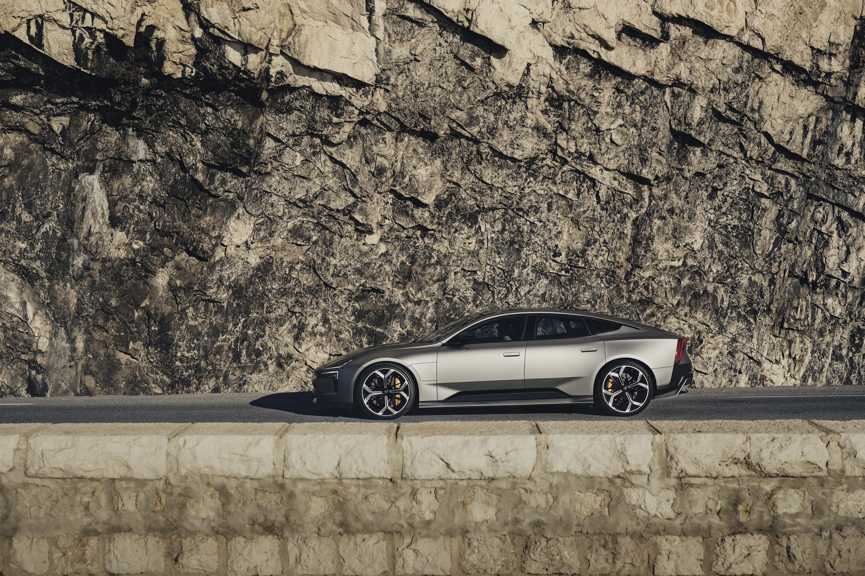 Polestar 5 Dual Motor Performance exterior view