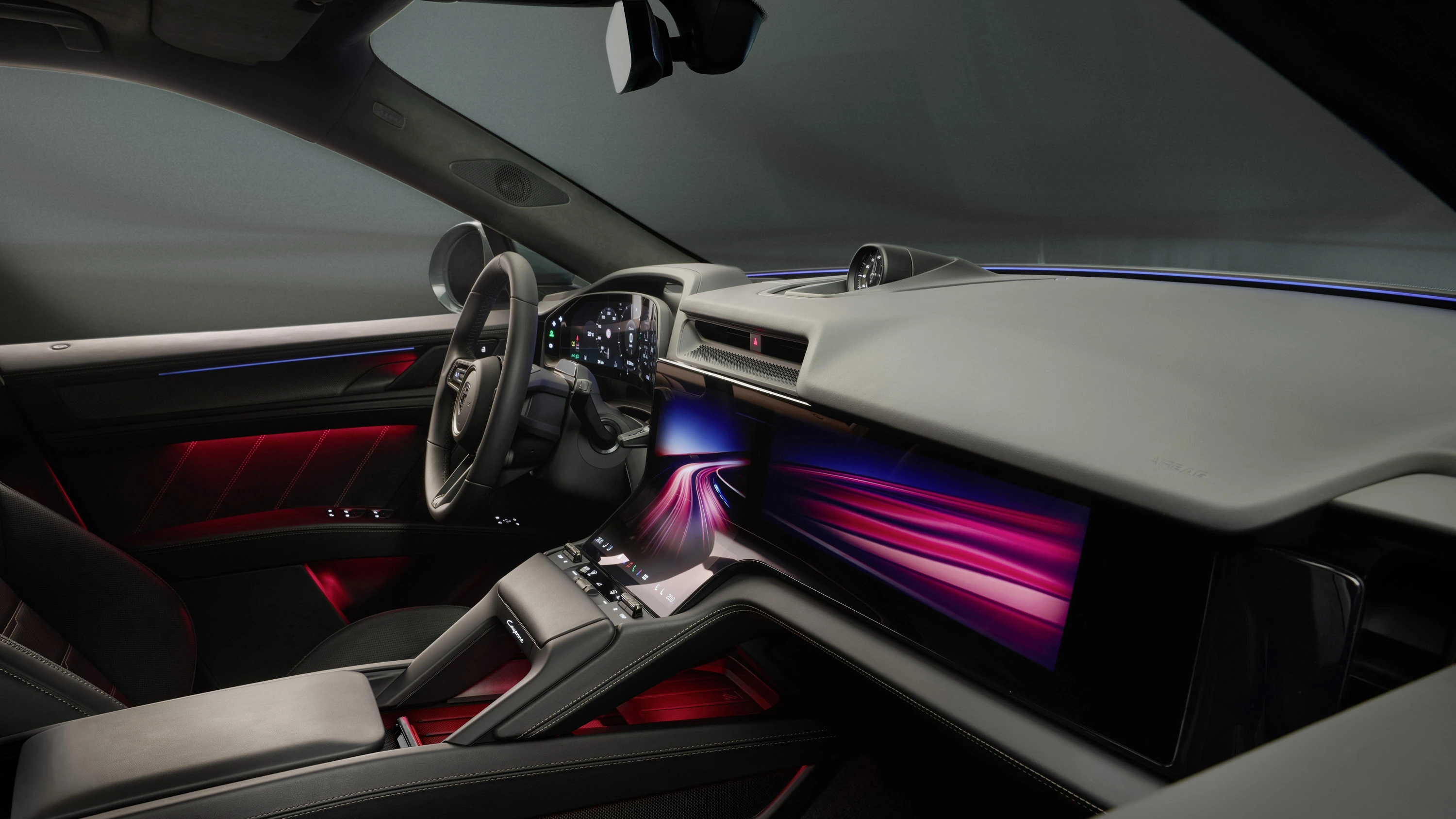 Porsche Cayenne Turbo screens view