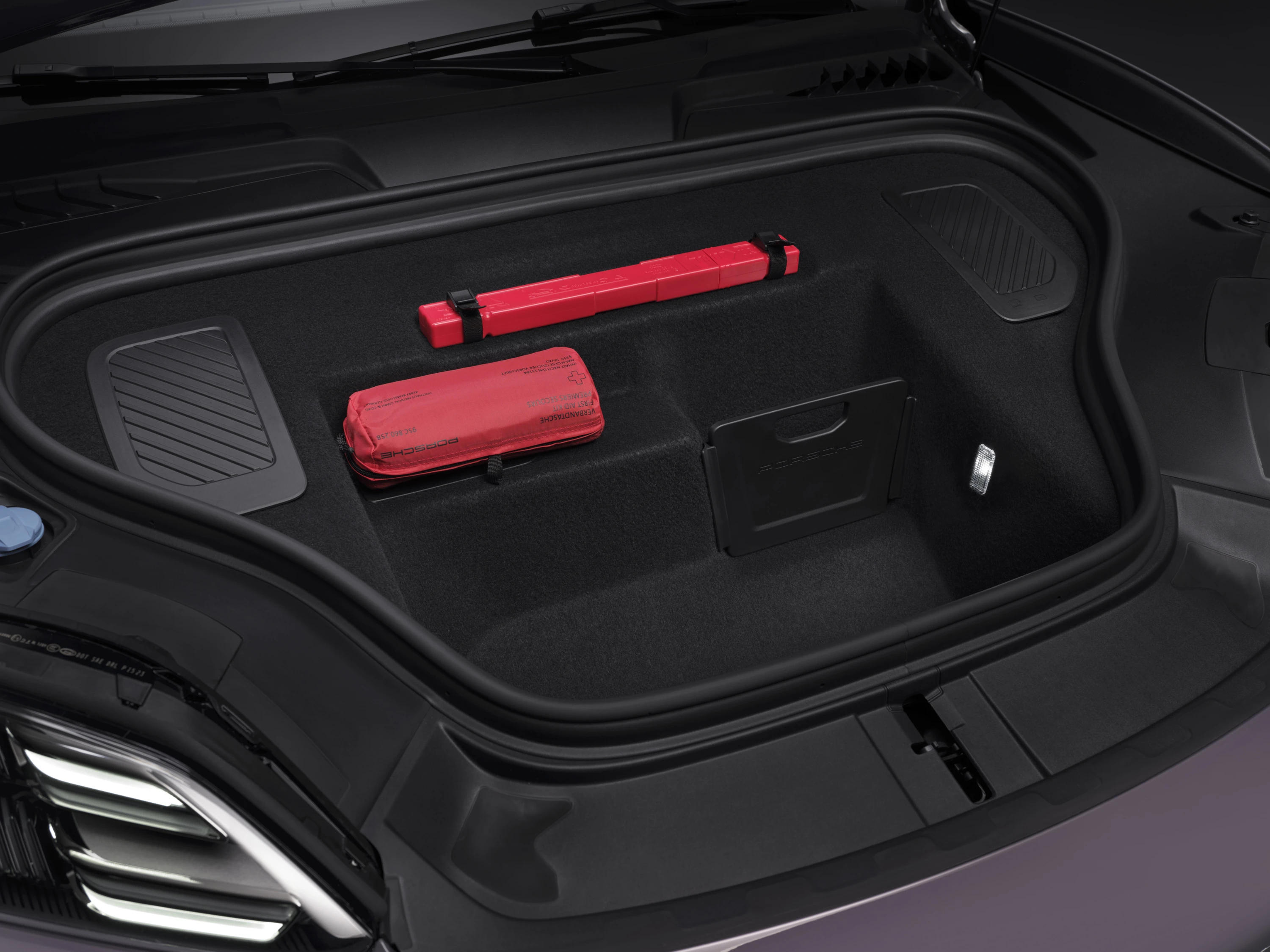 Porsche Macan 4 frunk view