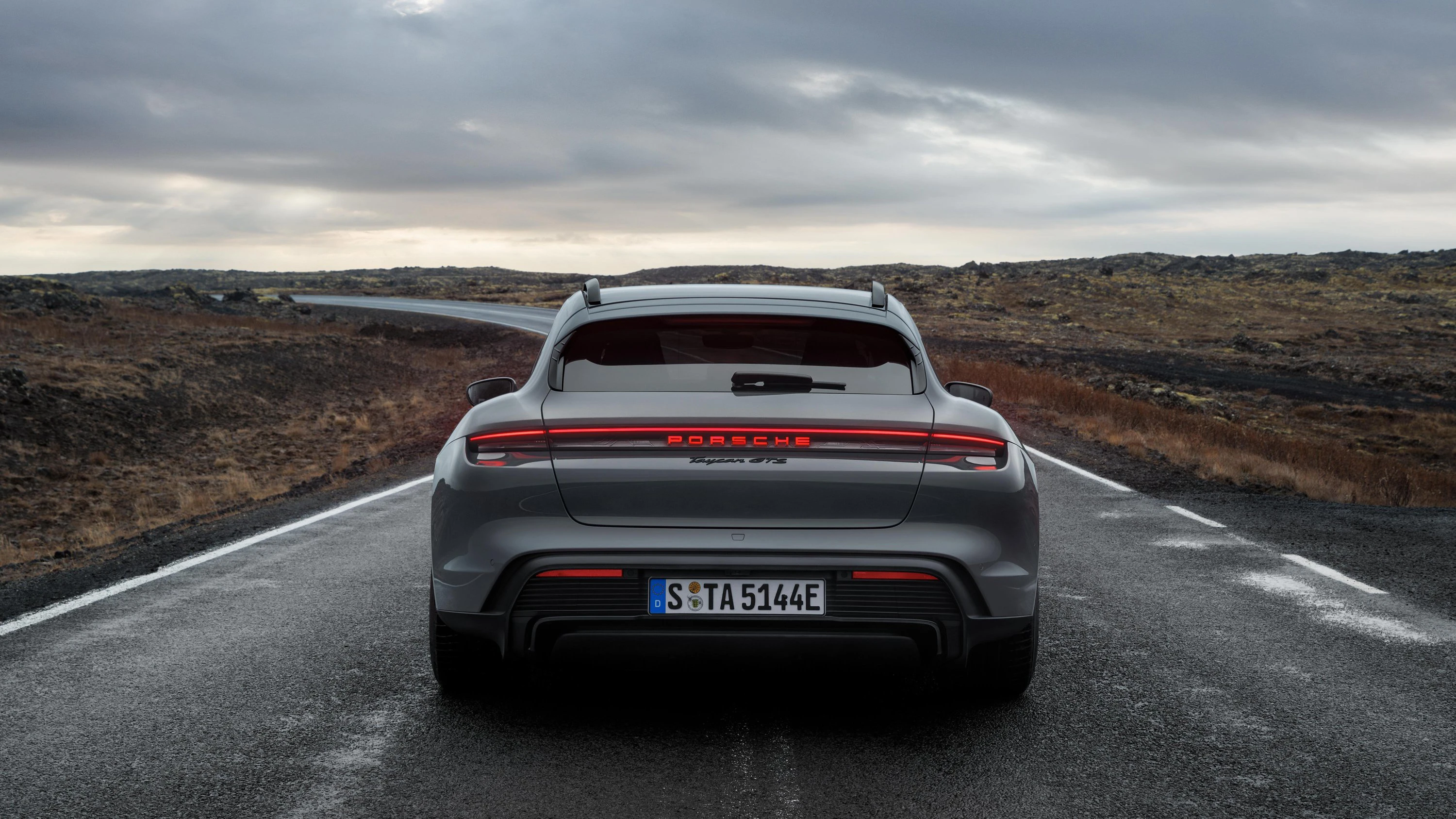 Porsche Taycan GTS Sport Turismo rearlights view