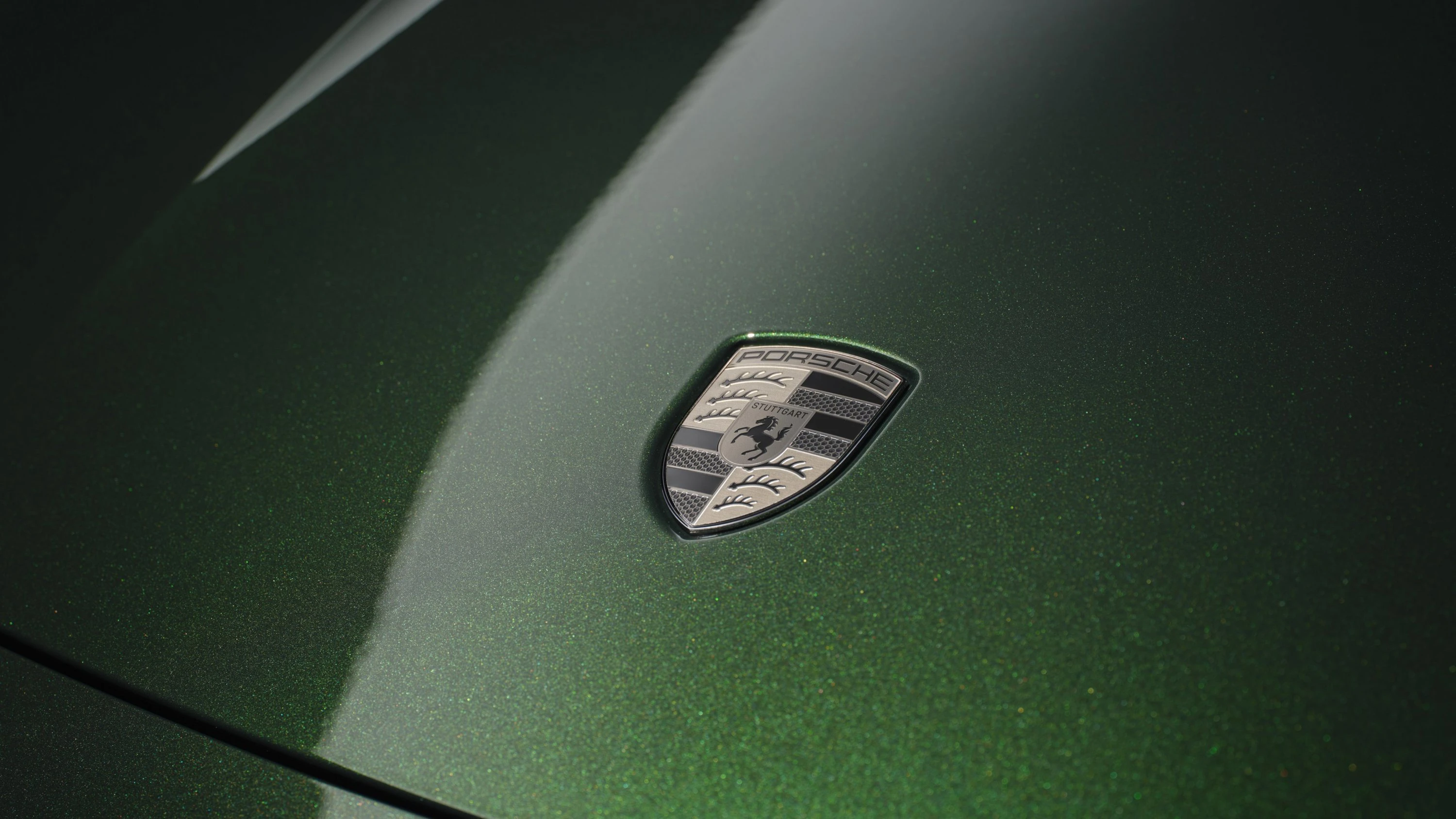Porsche Taycan Turbo Cross Turismo details view