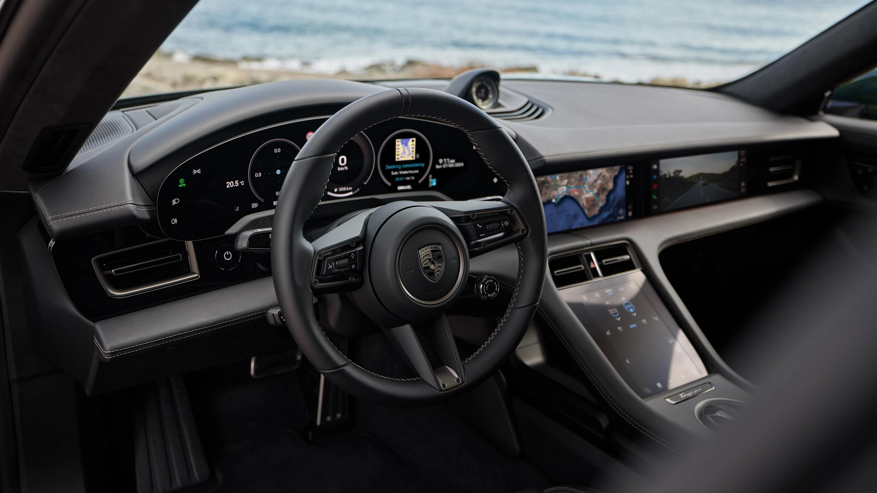 Porsche Taycan Turbo Cross Turismo screens view