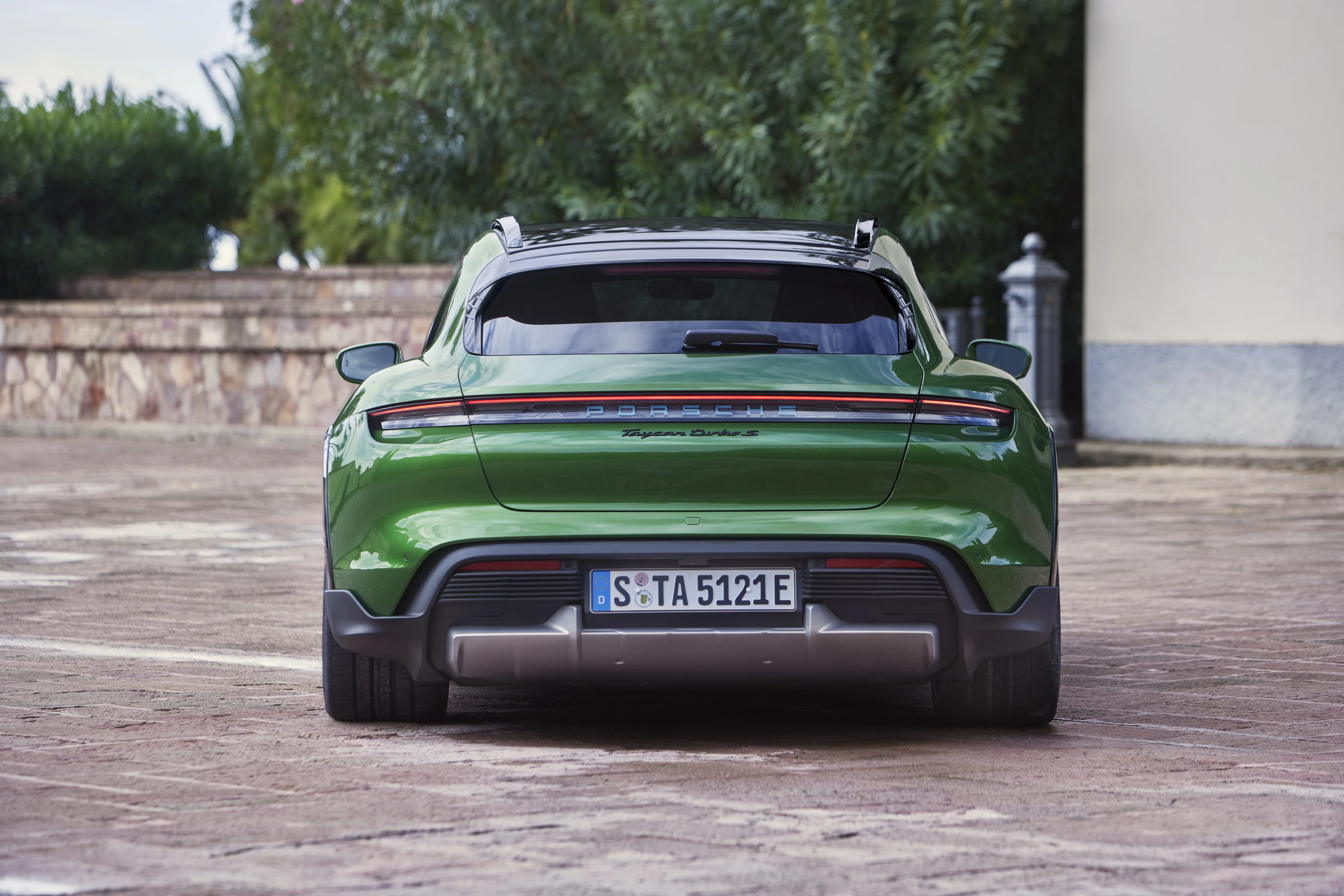 Porsche Taycan Turbo Cross Turismo (GEN1) exterior view