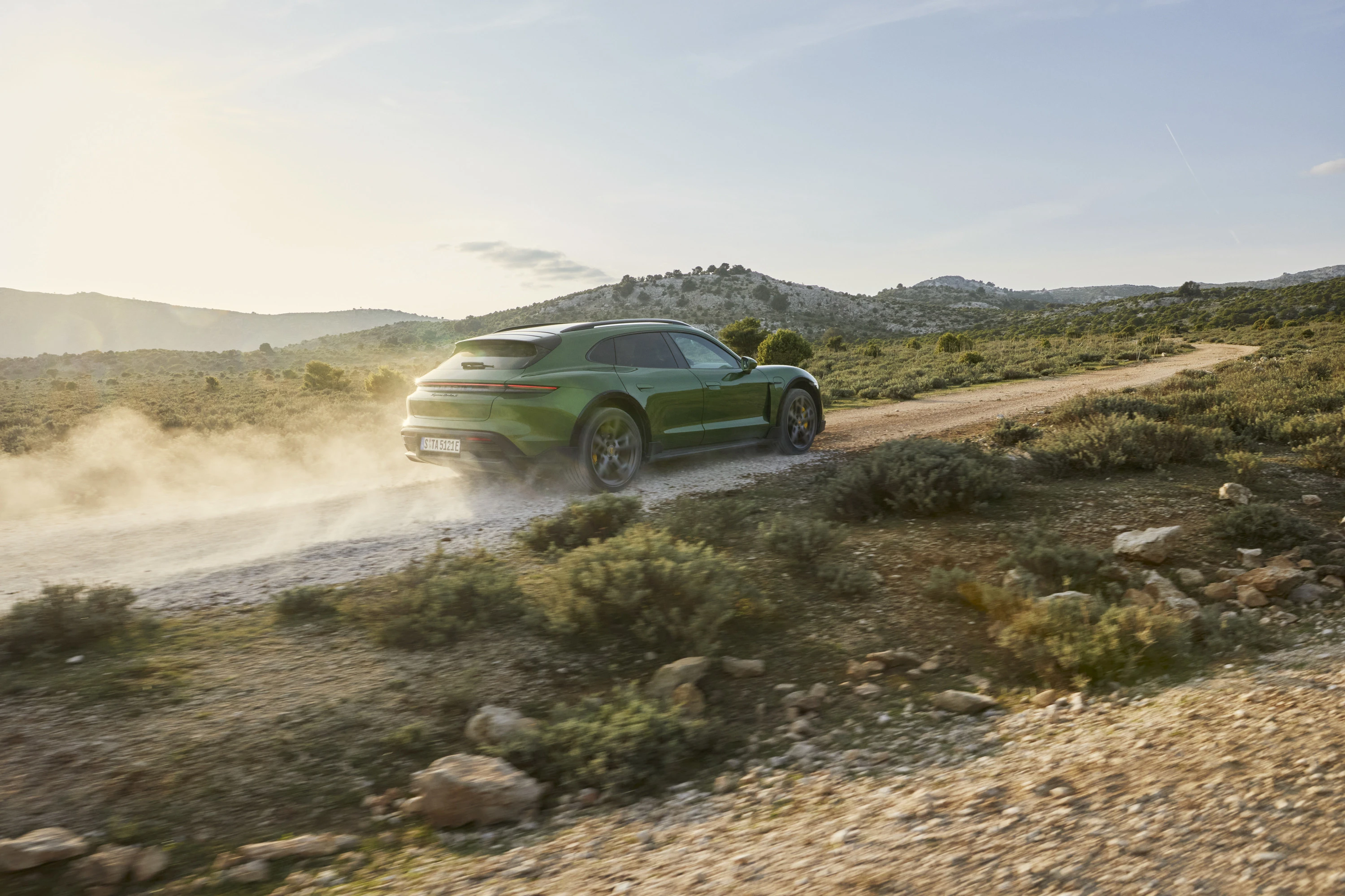 Porsche Taycan Turbo S Cross Turismo (GEN1) exterior view