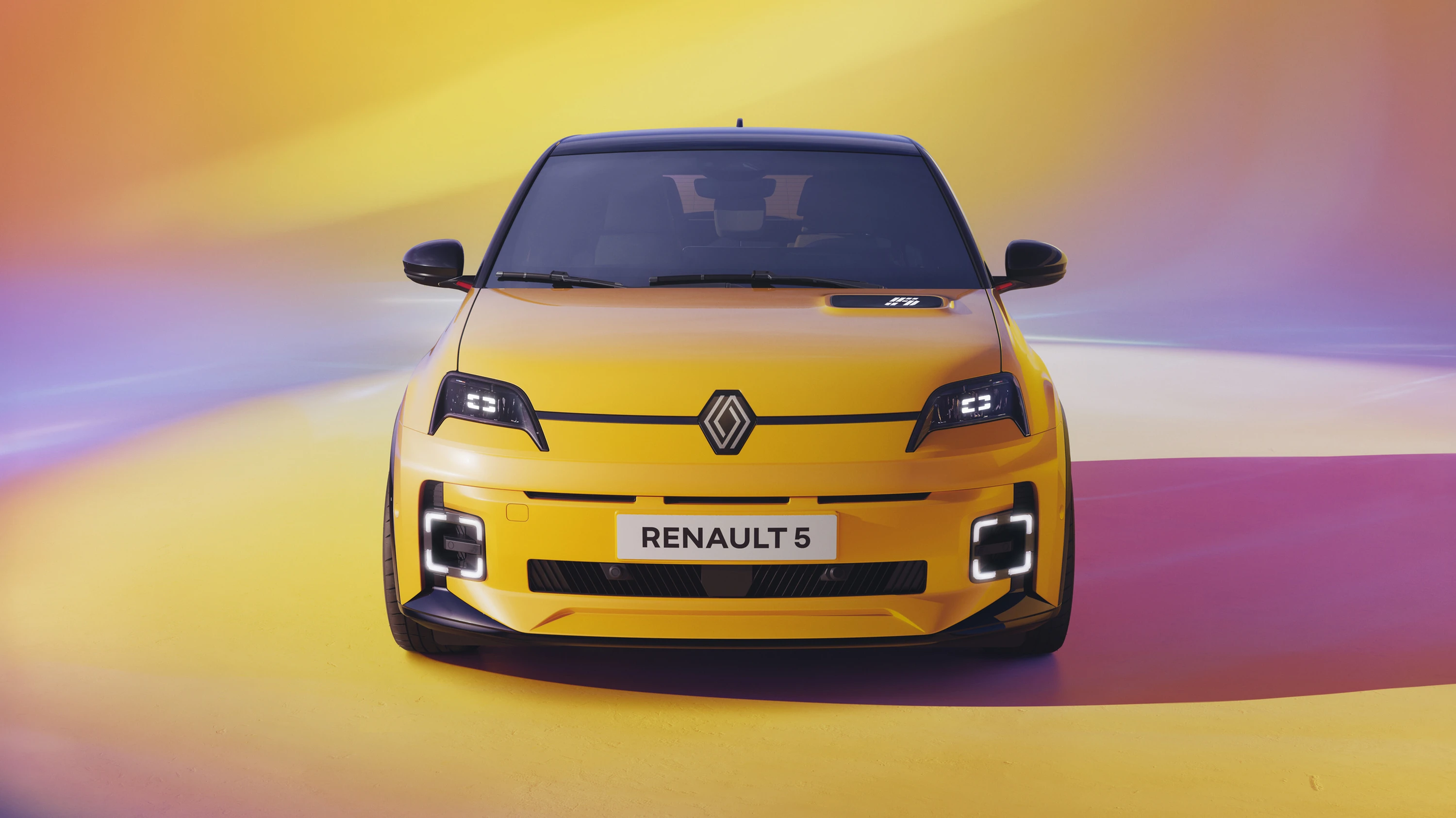Renault 5 E-Tech 40kWh 120hp exterior view