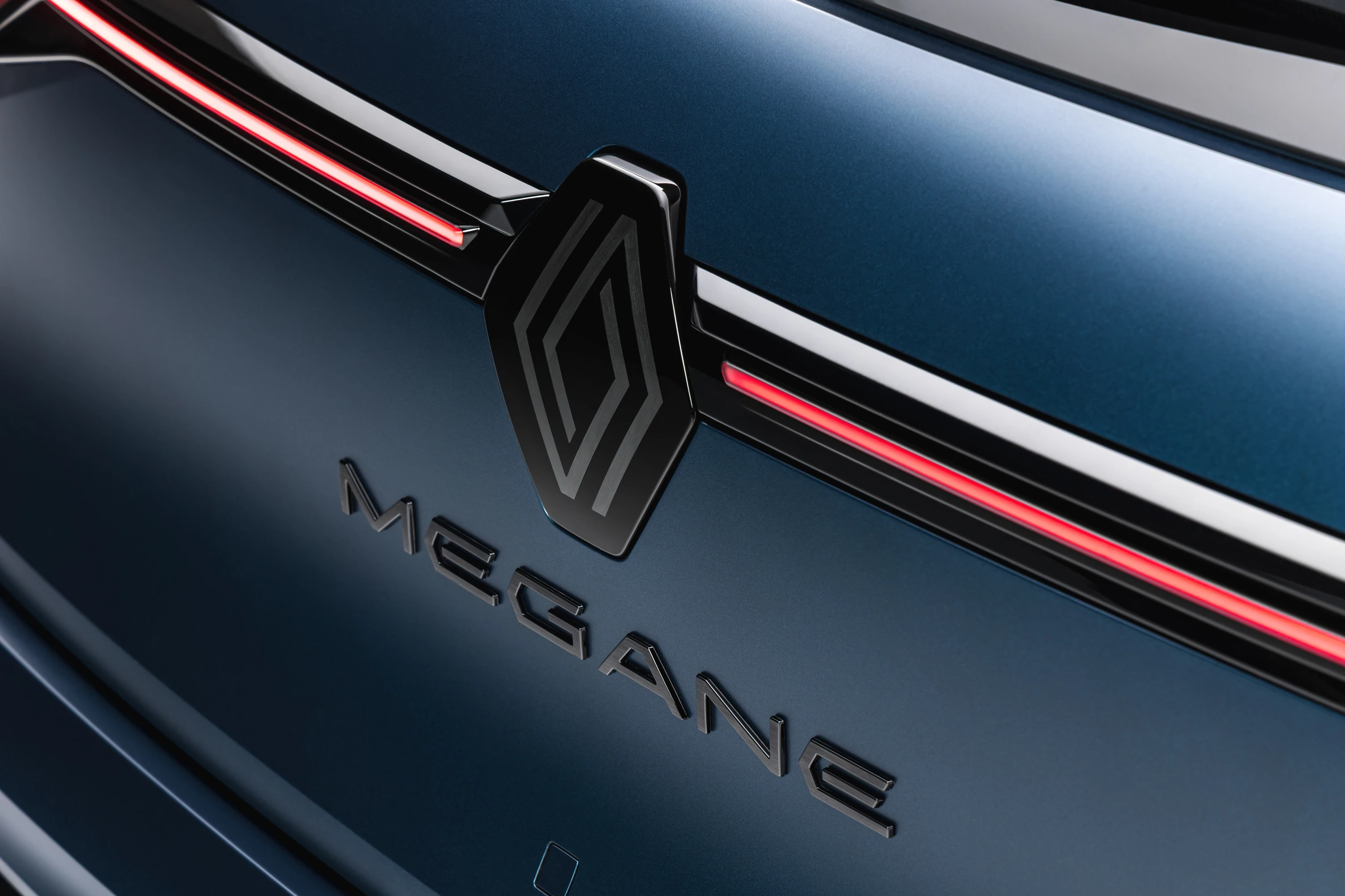 Renault Megane E-Tech 67 kWh taillights view