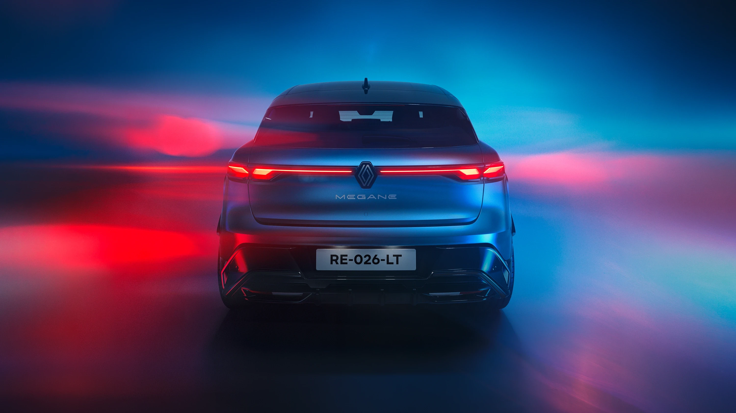 Renault Megane E-Tech 67 kWh exterior view
