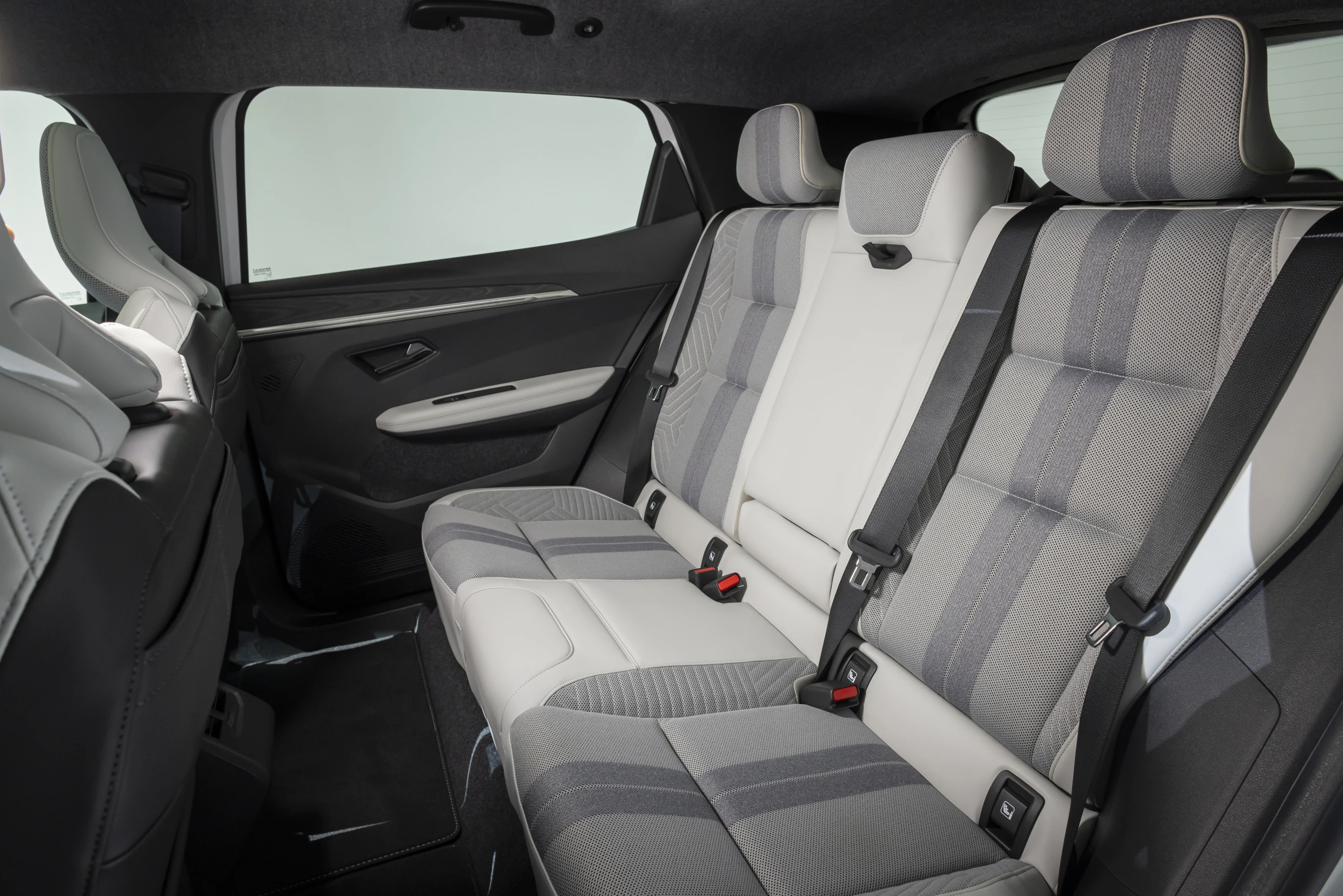 Renault Scenic E-Tech electric High Range secondrowseats view