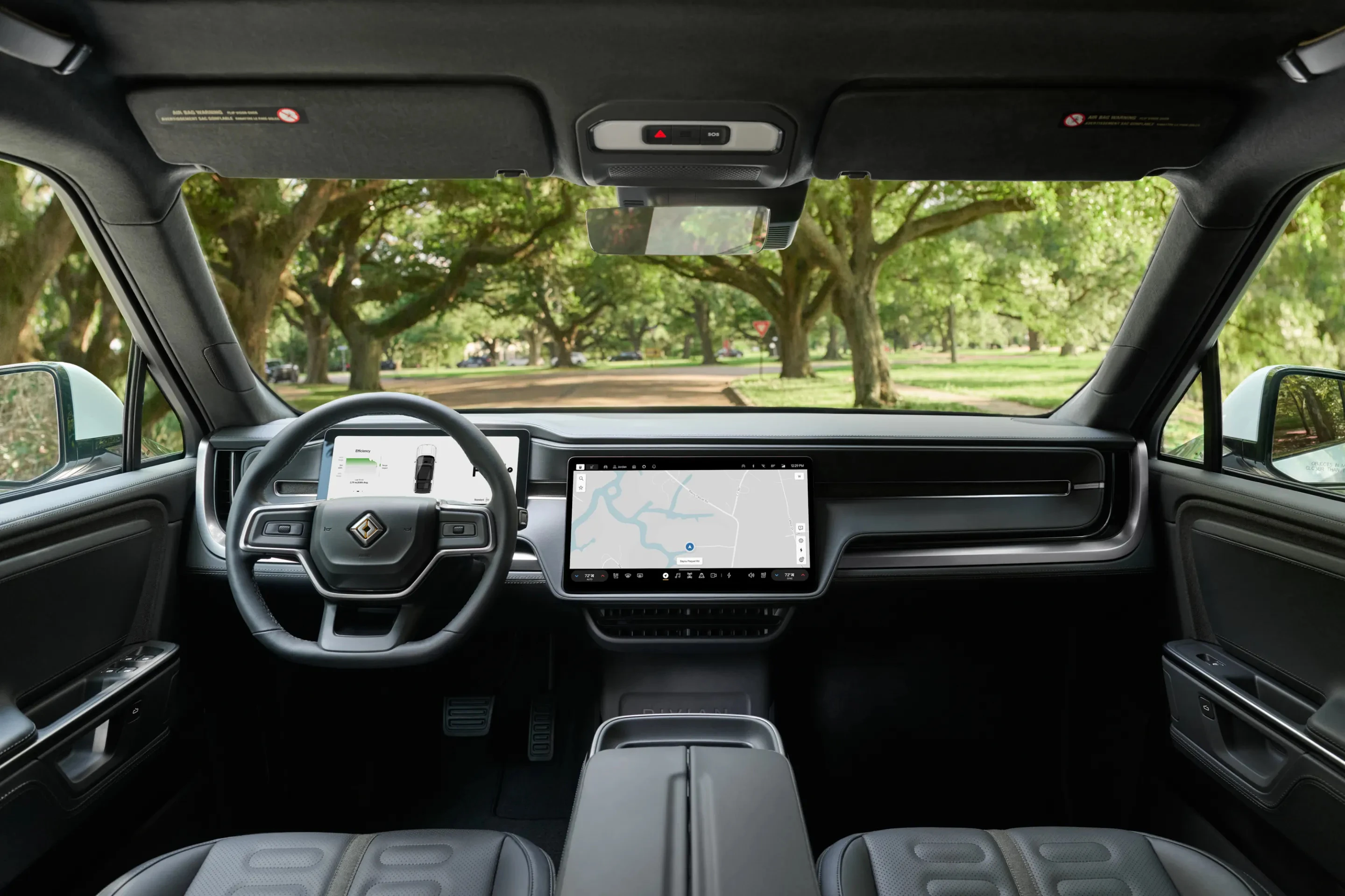 Rivian R1S Performance Dual-Motor AWD LP interior view