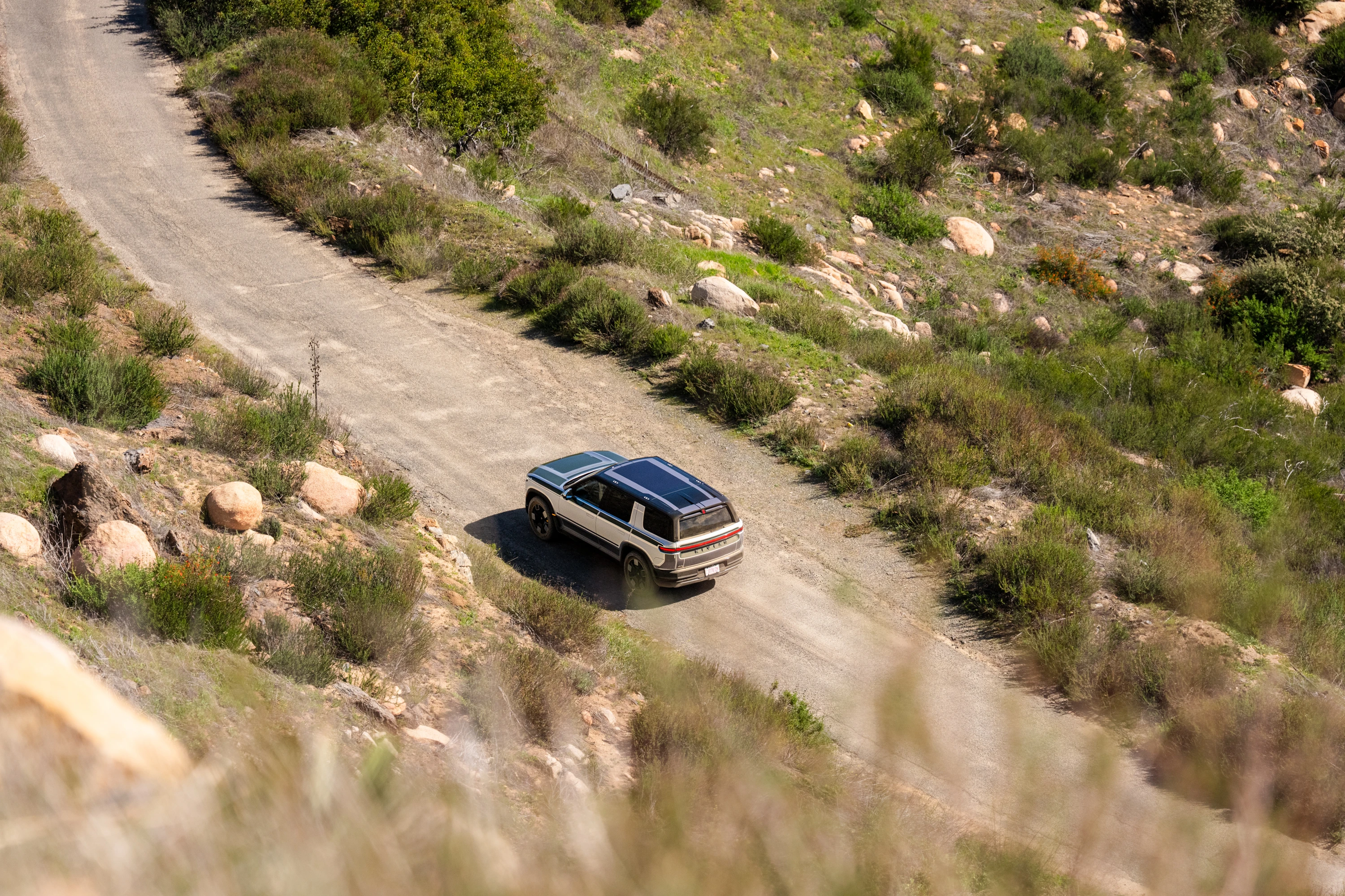 Rivian R2 Dual-Motor AWD exterior view