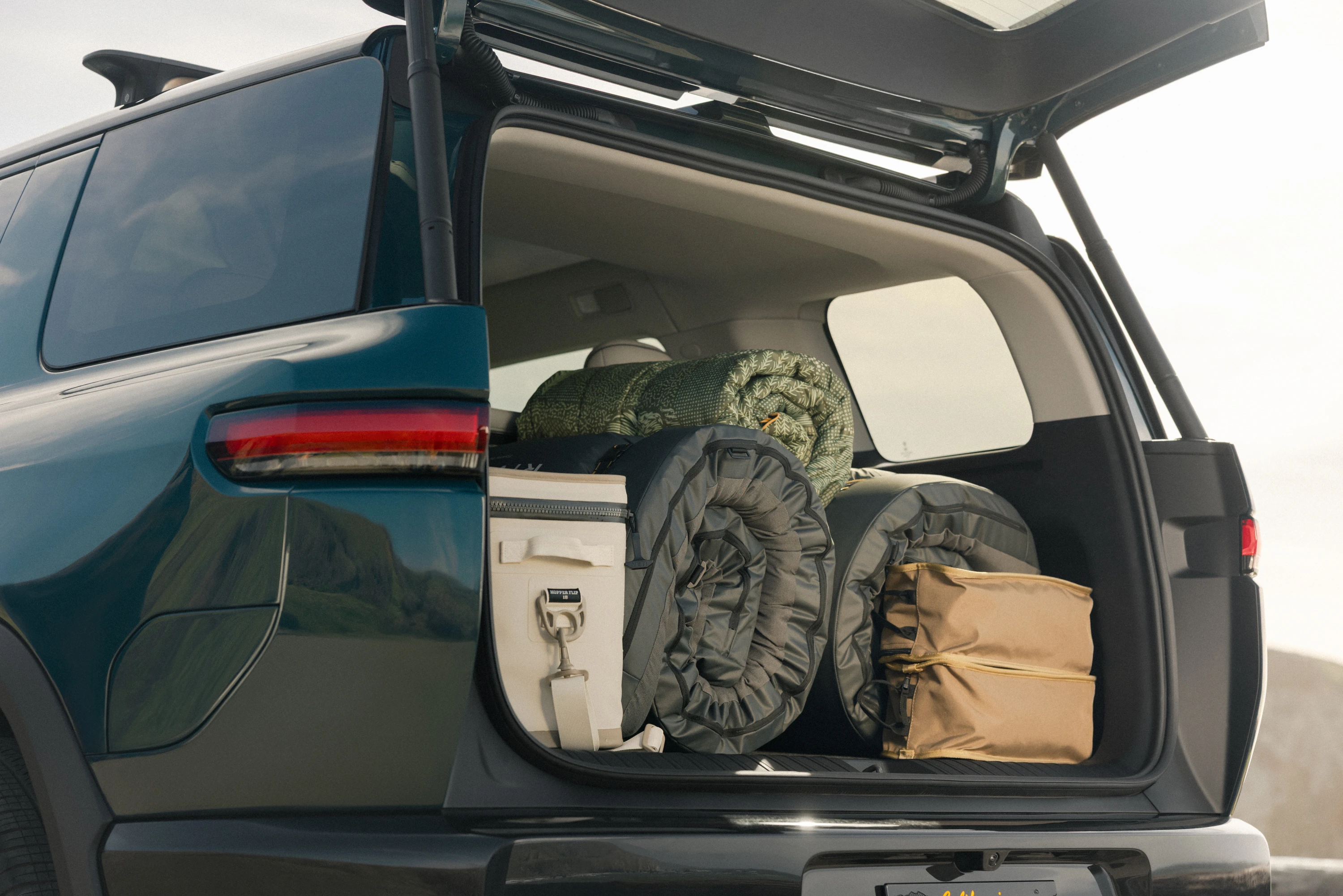 Rivian R2 RWD Long Range trunk view