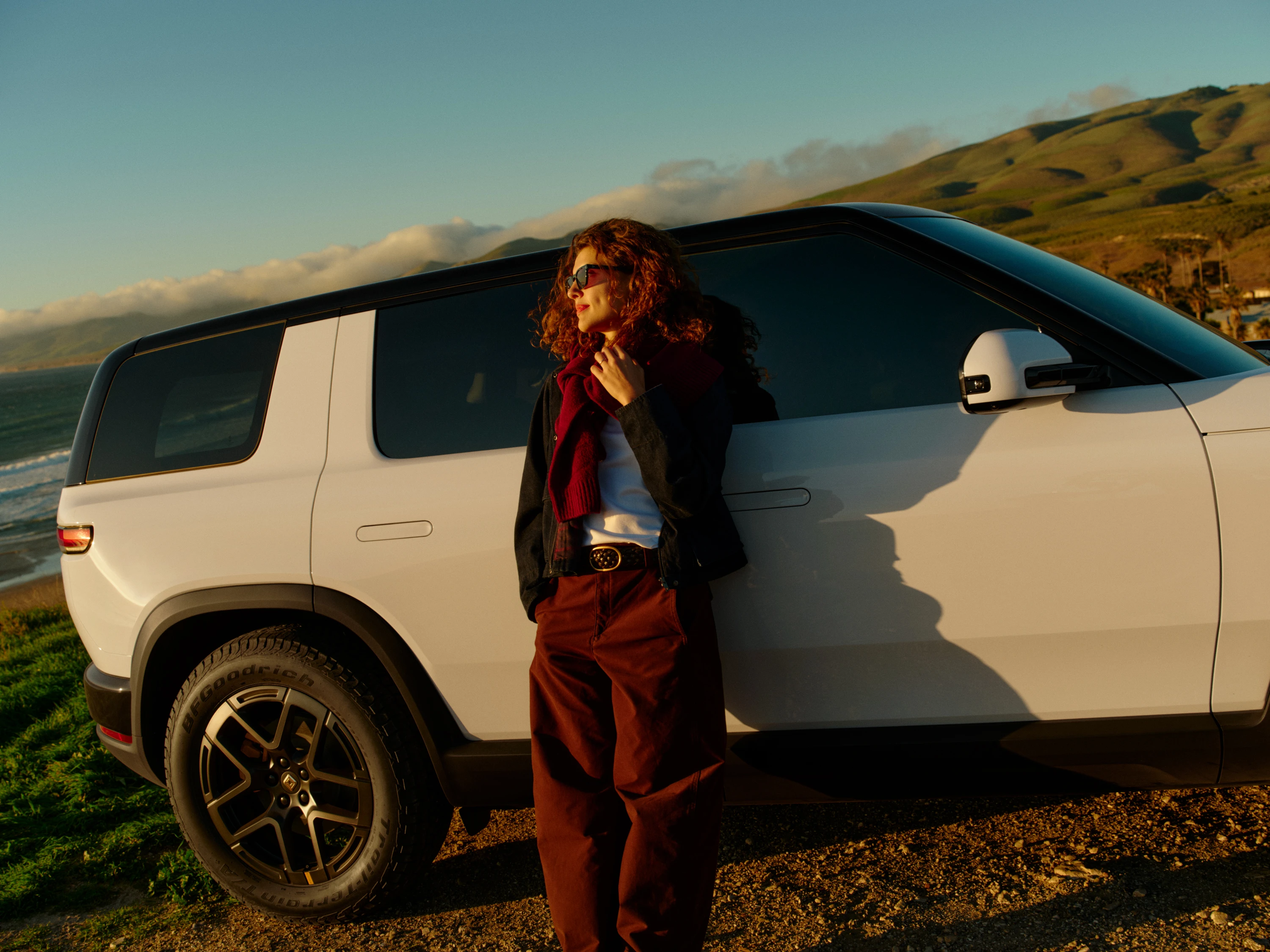 Rivian R2 RWD Long Range exterior view