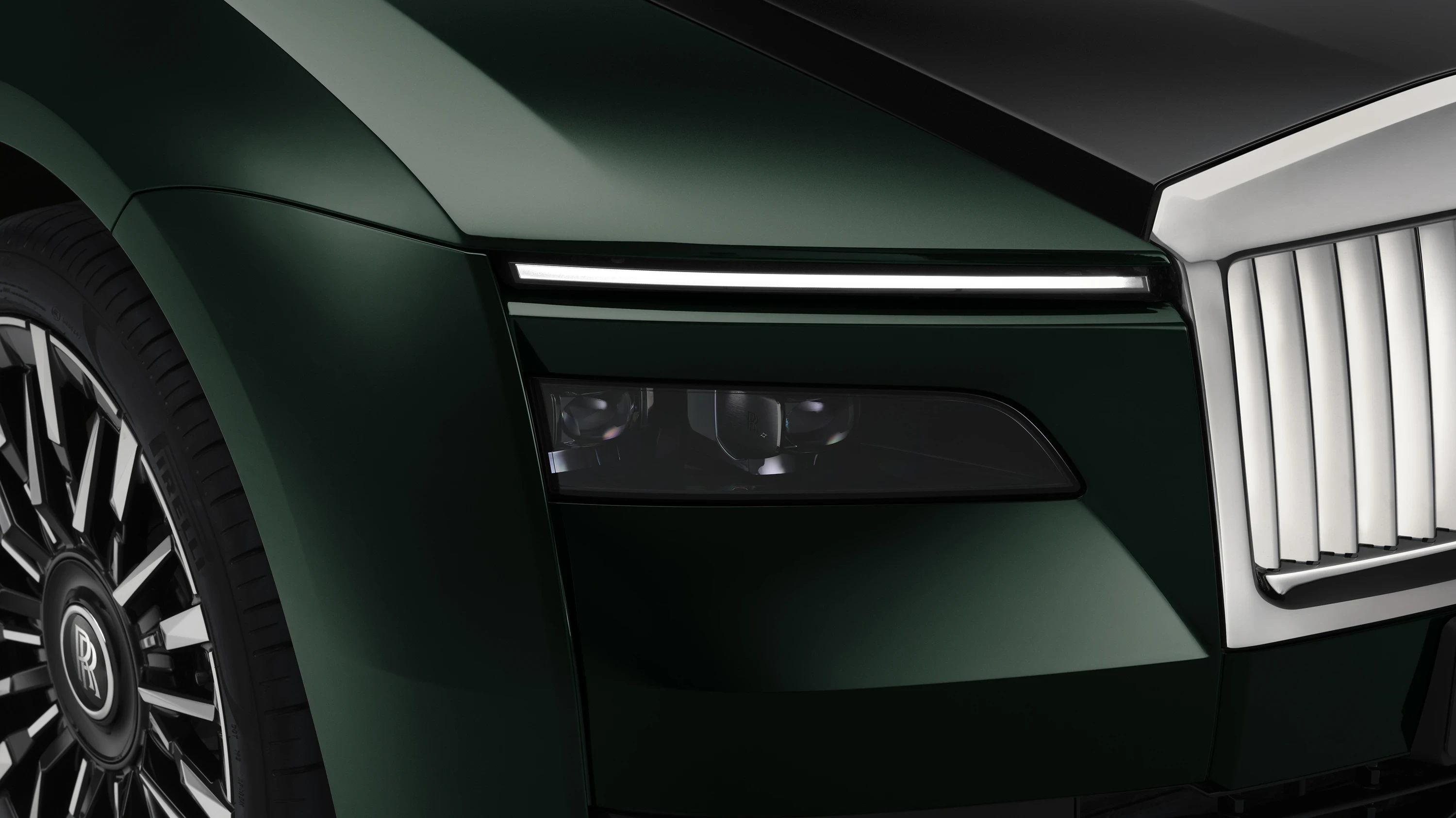 Rolls-Royce Spectre Series II headlights view