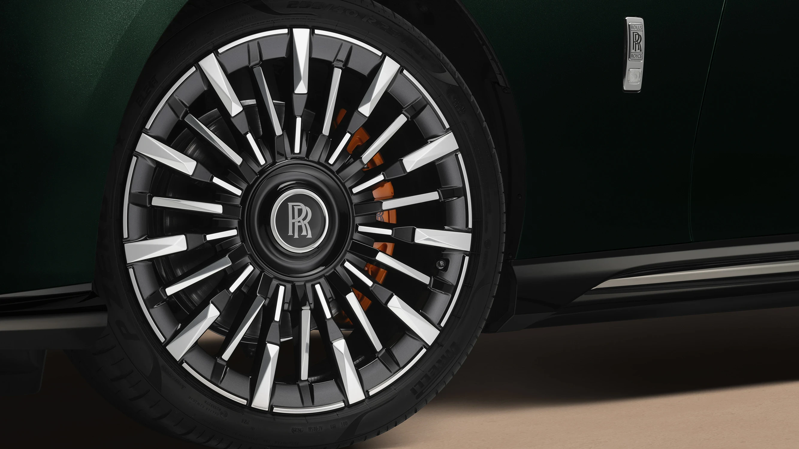 Rolls-Royce Spectre Series II wheels view