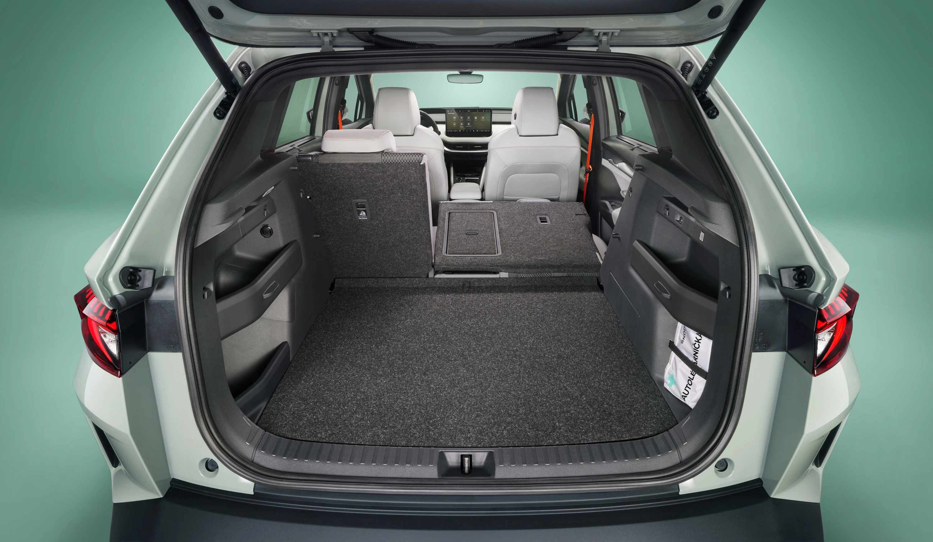 SKODA Elroq 60 trunk view