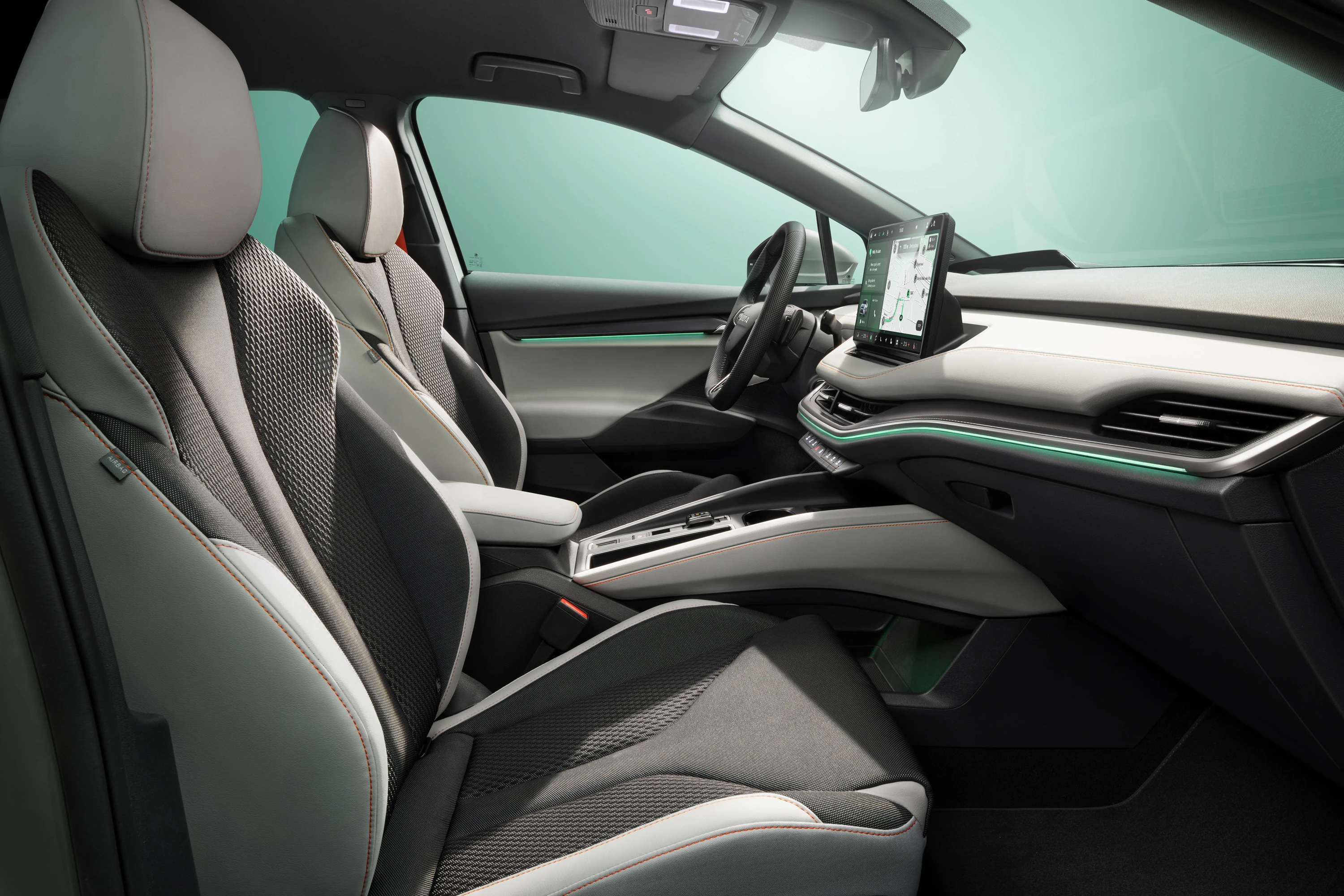 SKODA Elroq 60 frontseats view