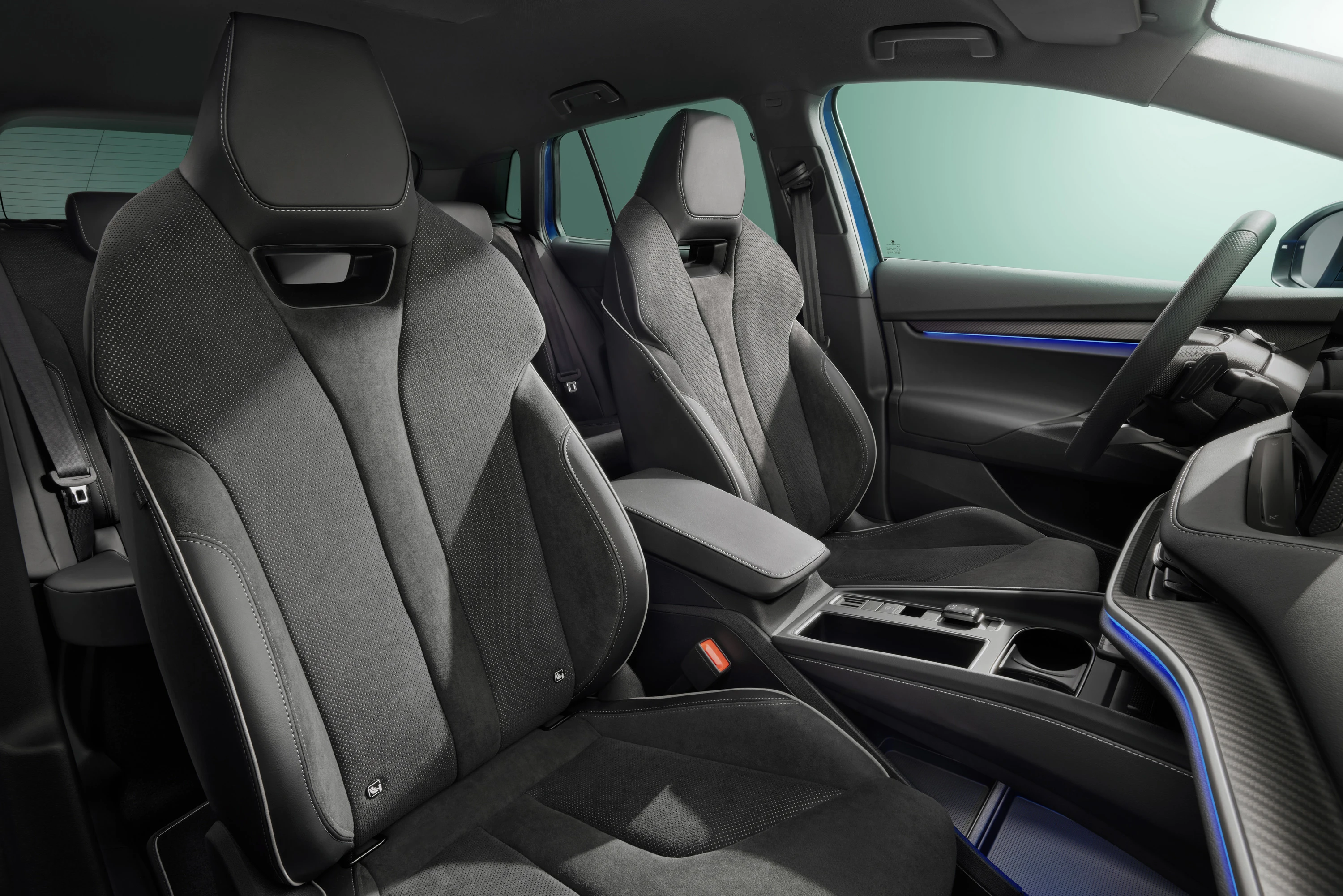 SKODA Elroq 60 frontseats view