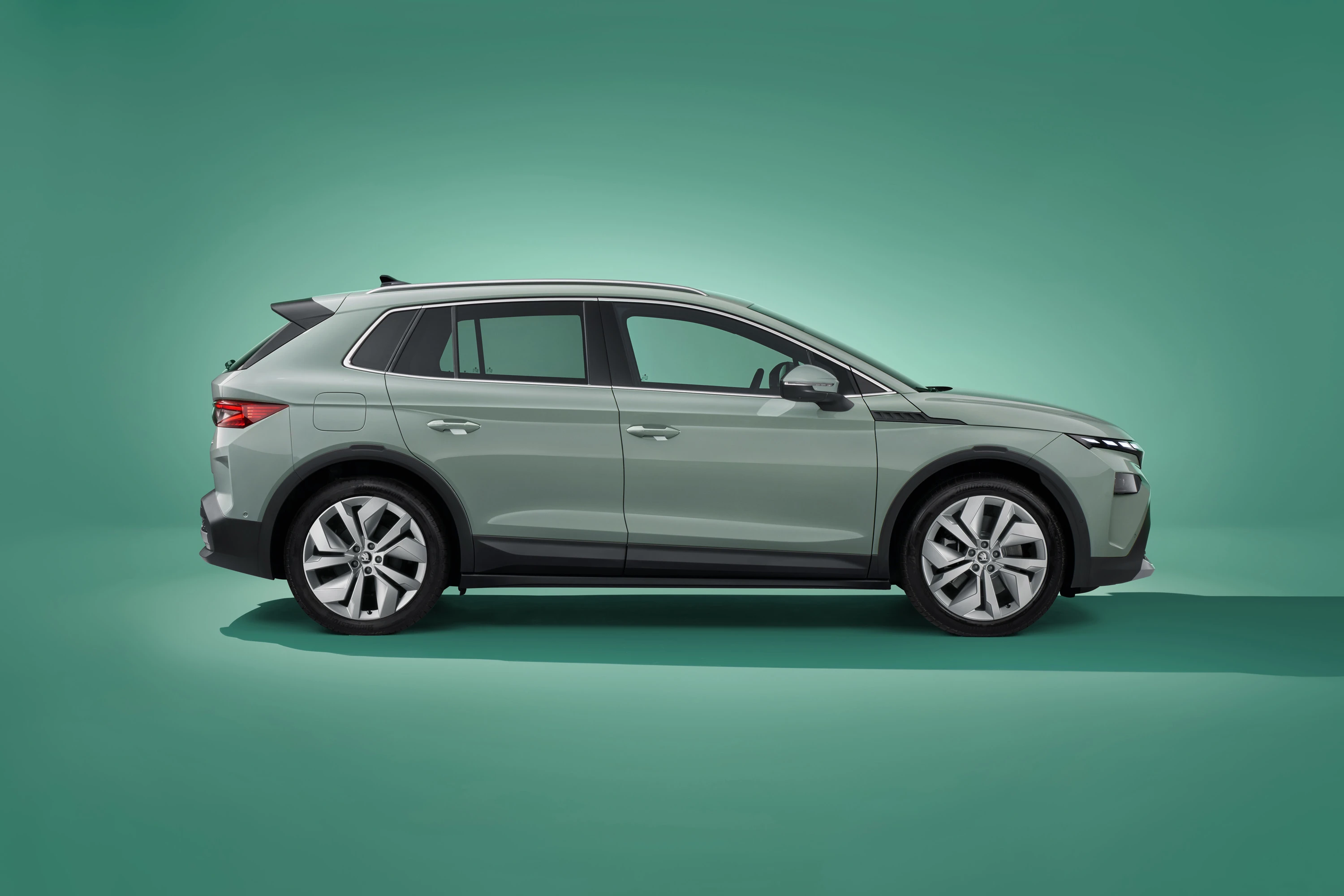 SKODA Elroq 60 exterior view