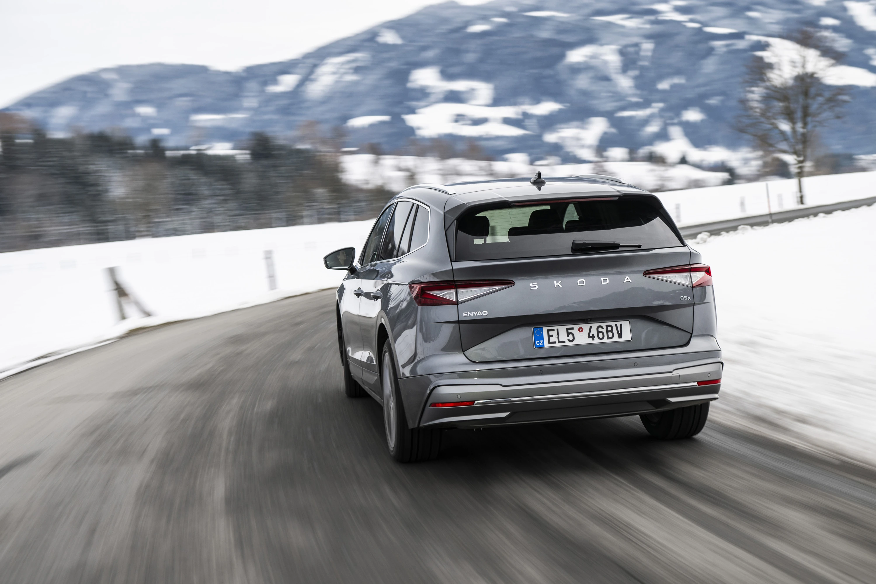 SKODA ENYAQ 60 (GEN2) exterior view