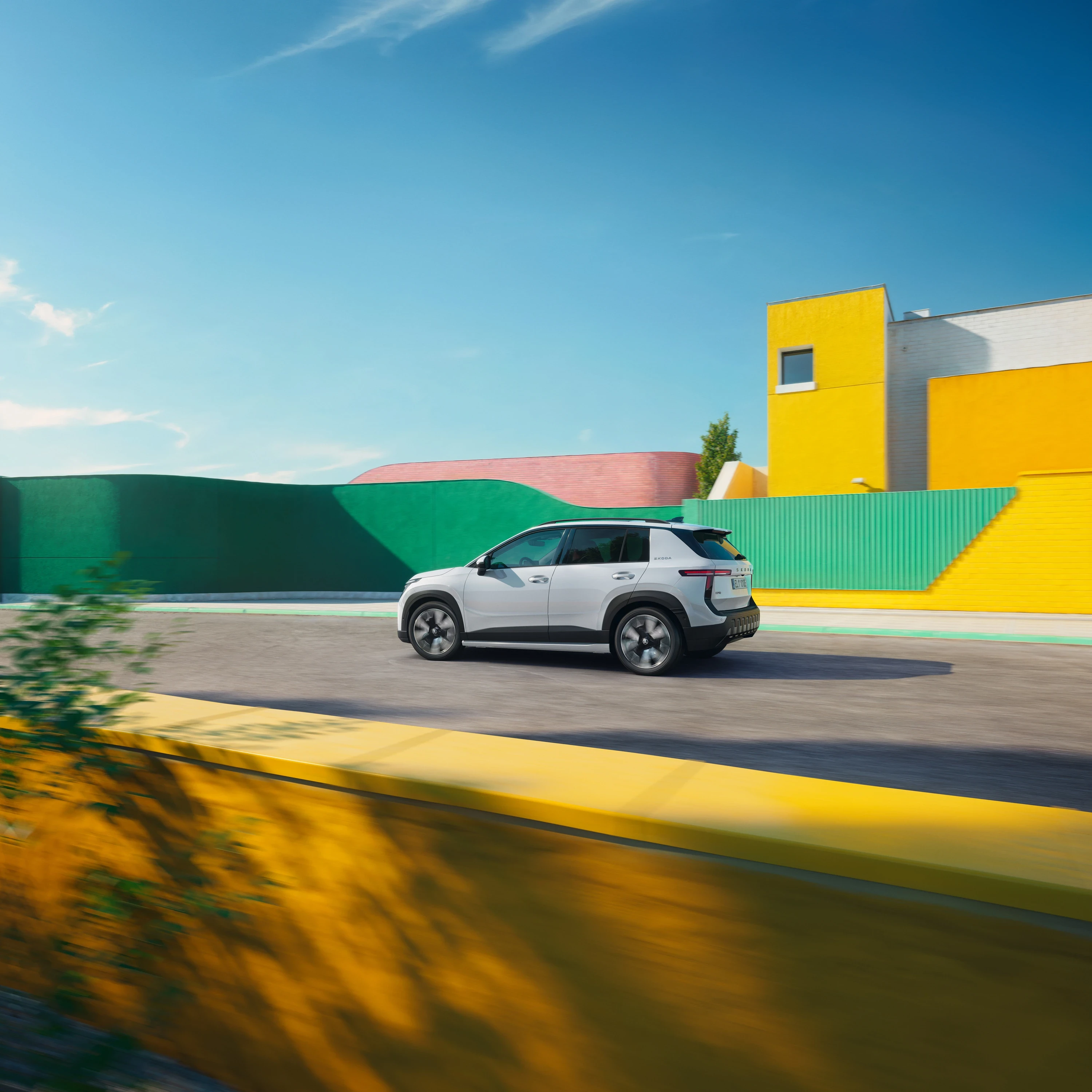Skoda Epiq 40 exterior view