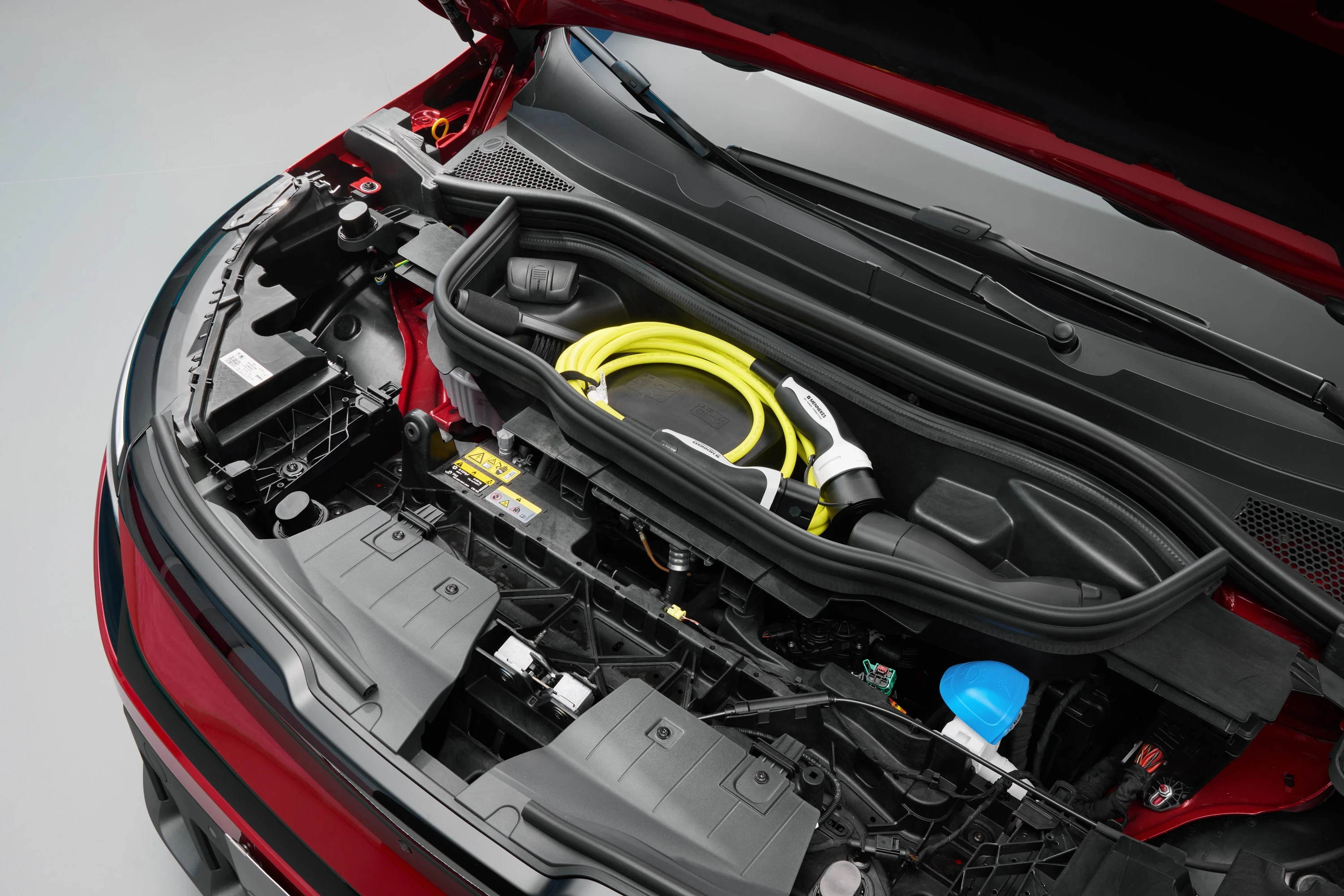Skoda Epiq 40 frunk view