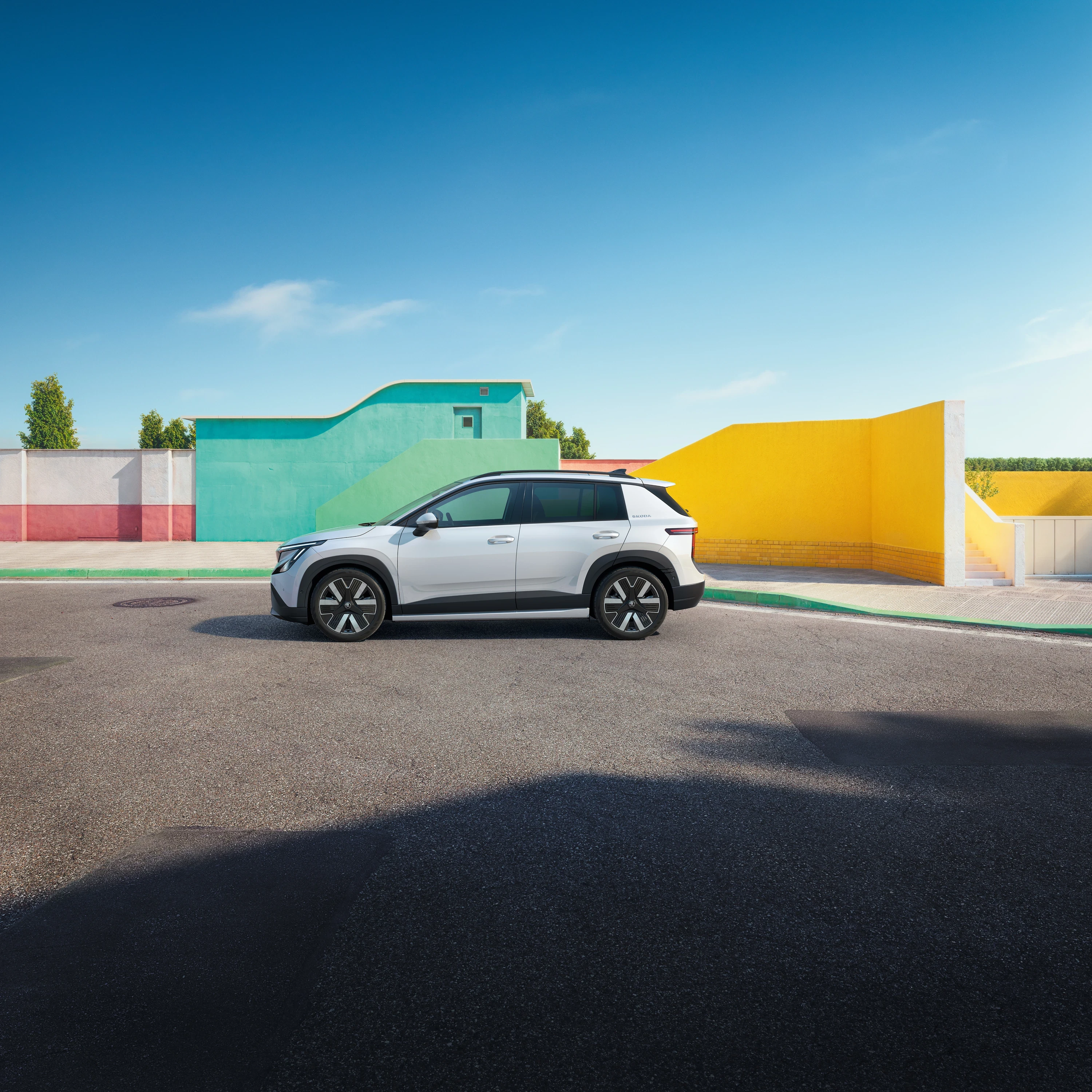 Skoda Epiq 40 exterior view