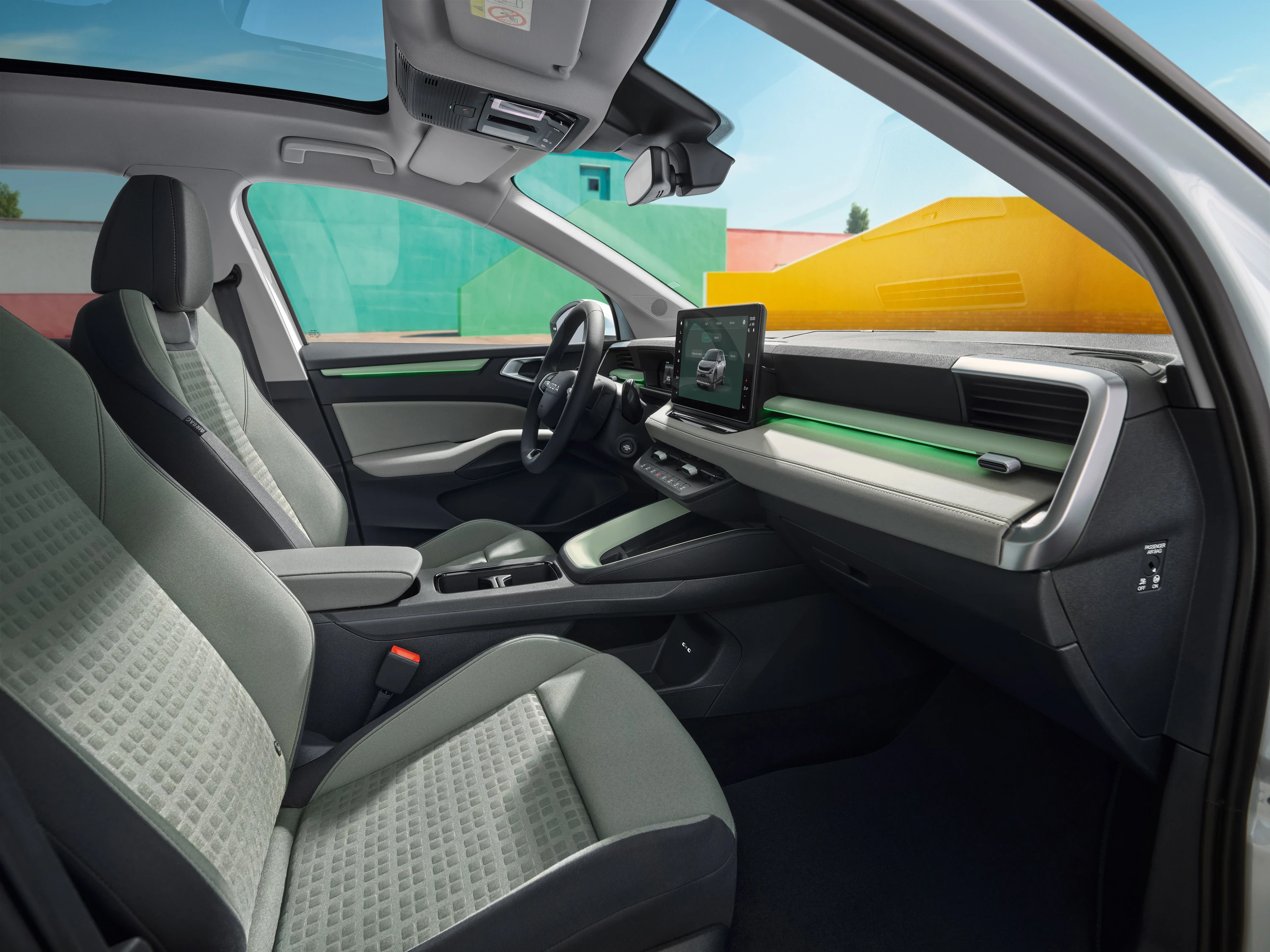 Skoda Epiq 40 frontseats view