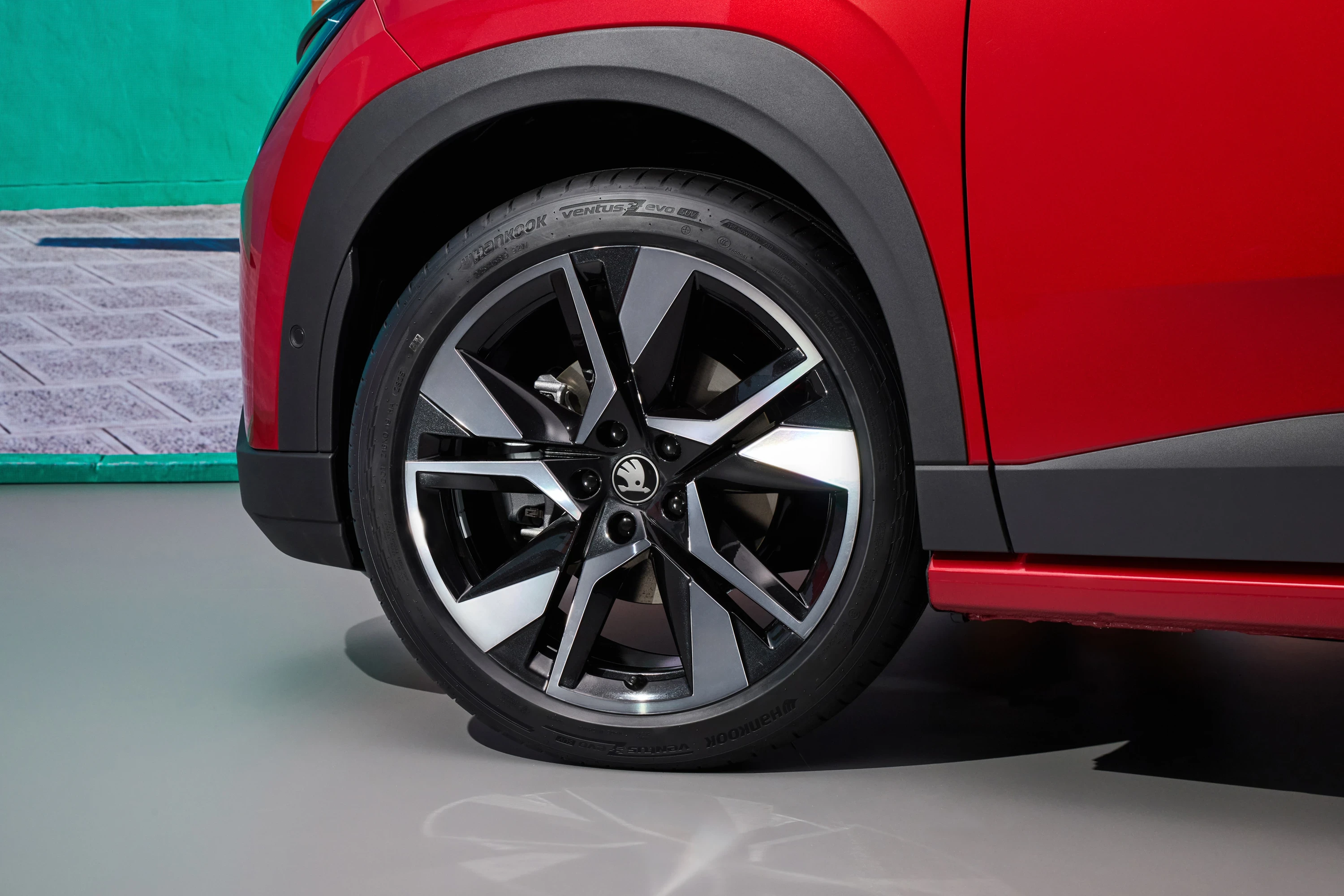 Skoda Epiq 55 wheels view
