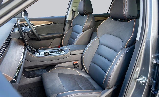 Skyworth BE11 Long Range frontseats view