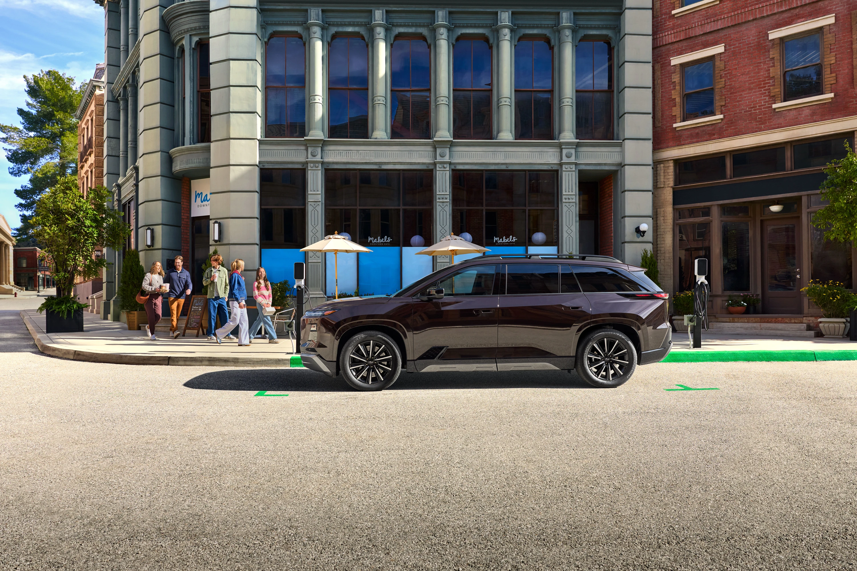 Subaru Getaway AWD 95.8 kWh exterior view