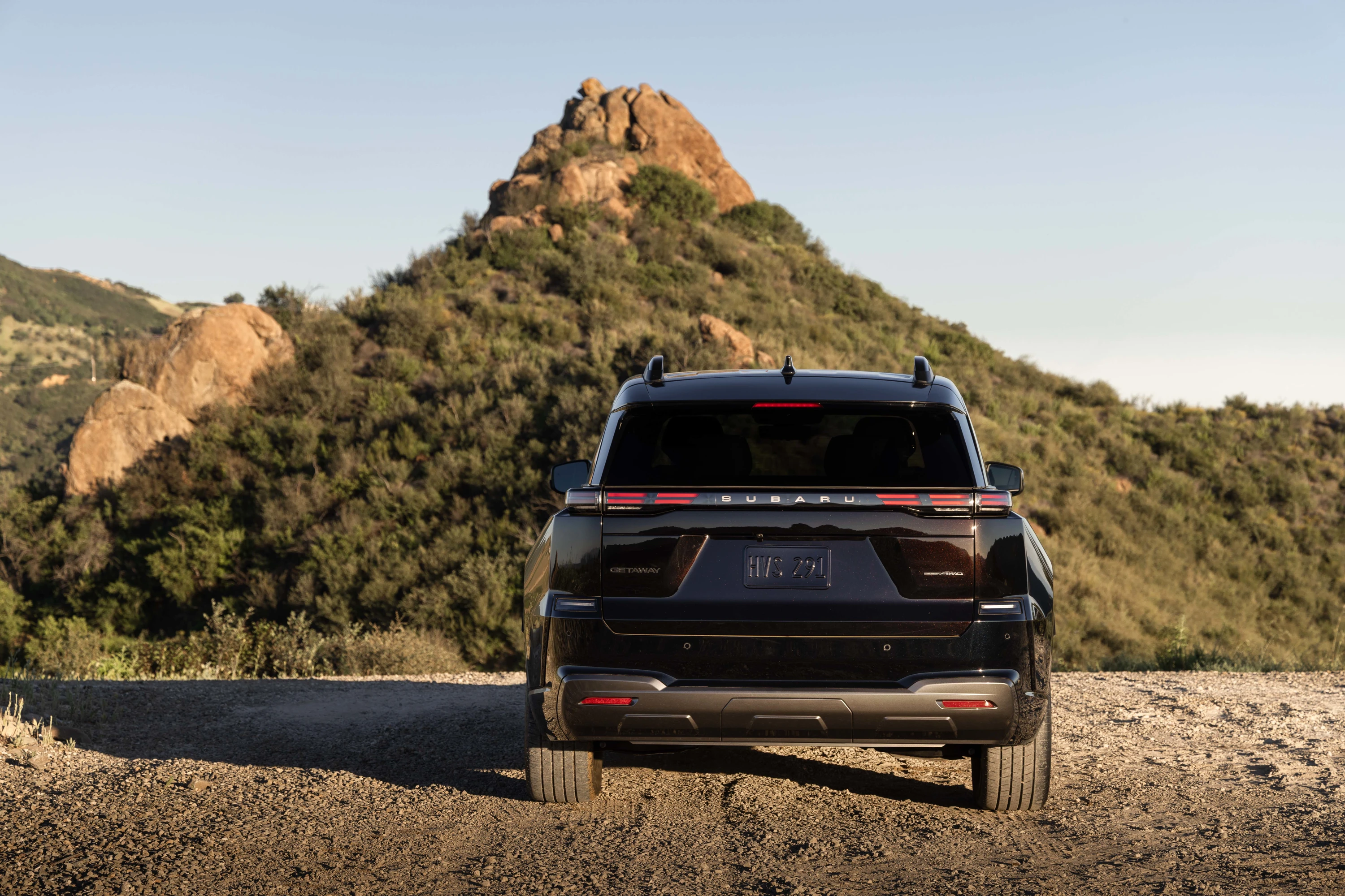 Subaru Getaway AWD 95.8 kWh exterior view