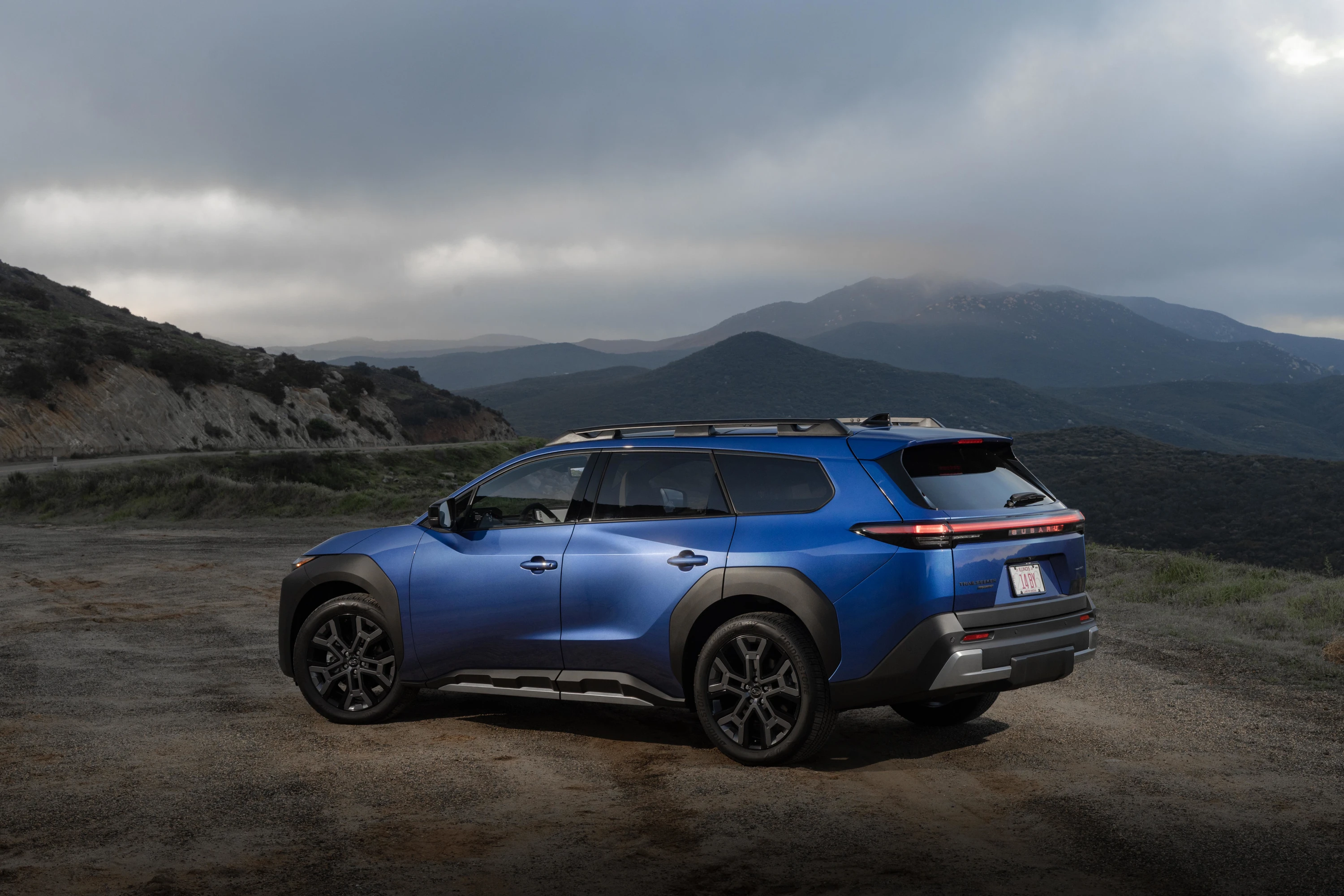 Subaru E-Outback AWD exterior view