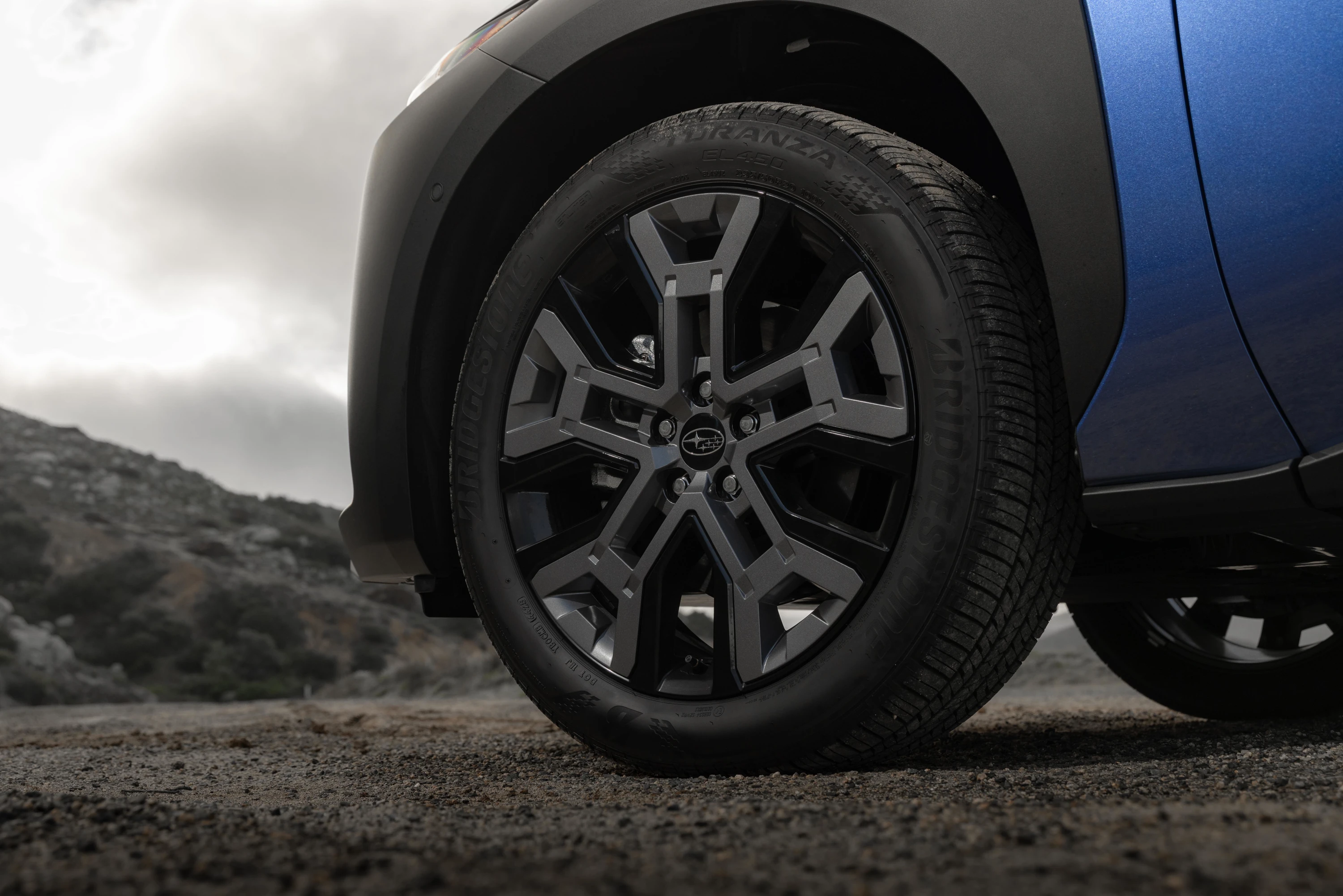 Subaru E-Outback AWD wheels view