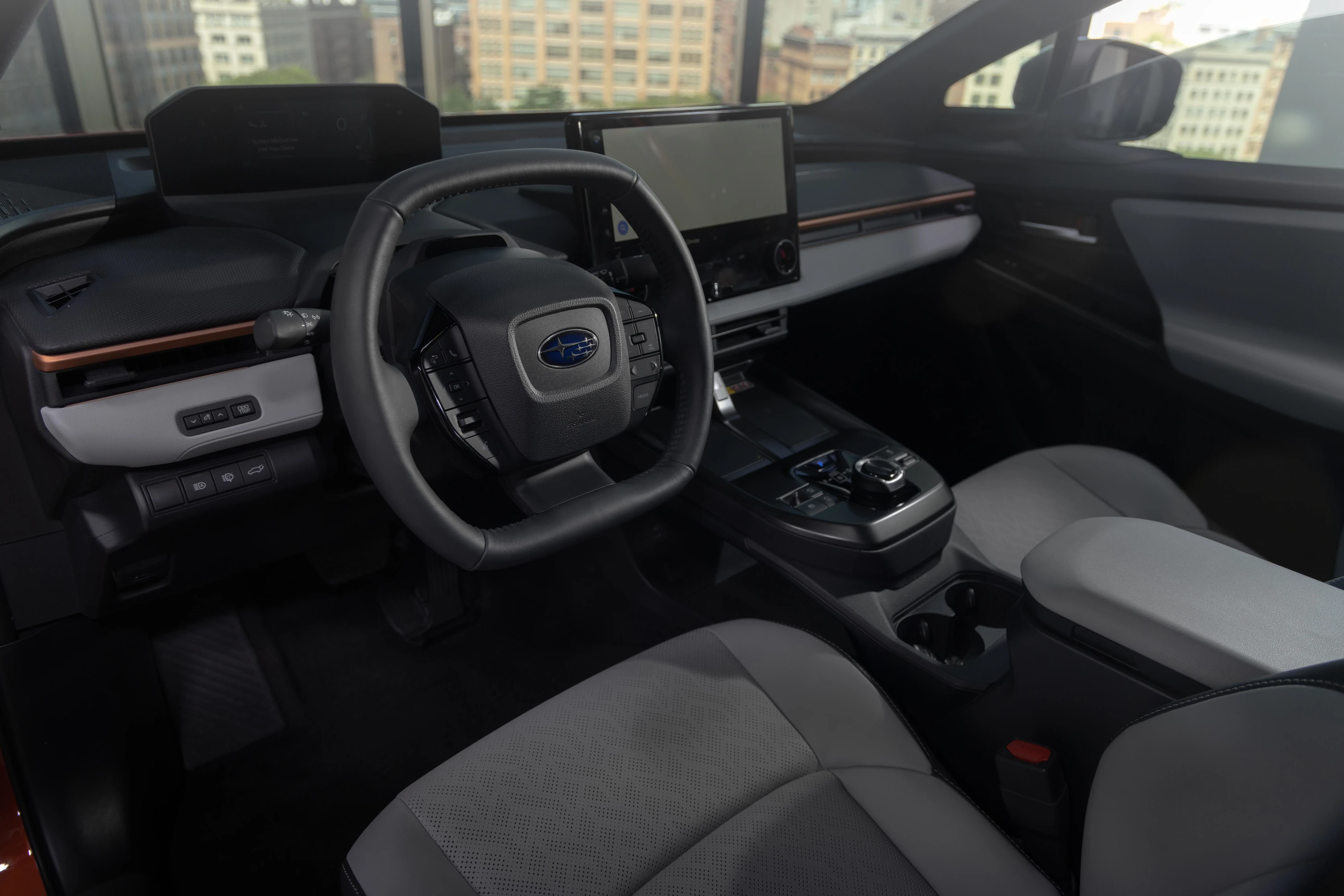 Subaru Uncharted AWD 77 kWh interior view