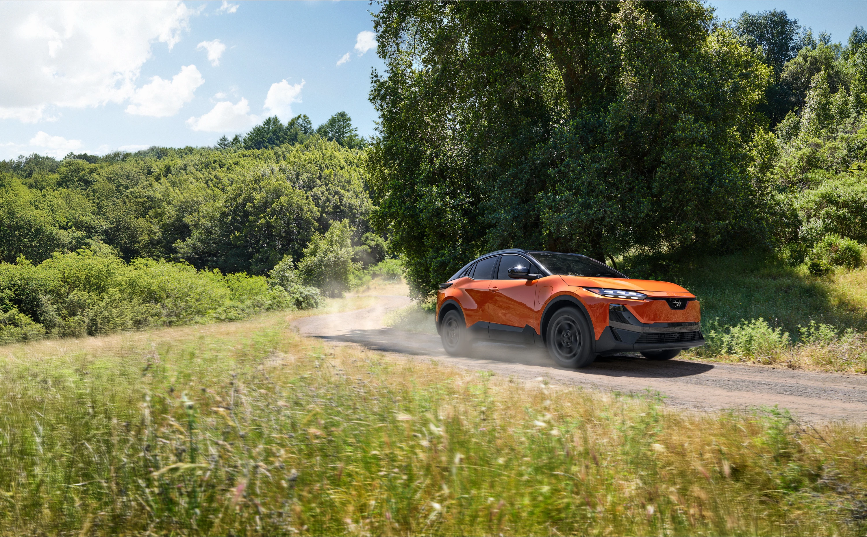Subaru Uncharted FWD 77 kWh dynamic view