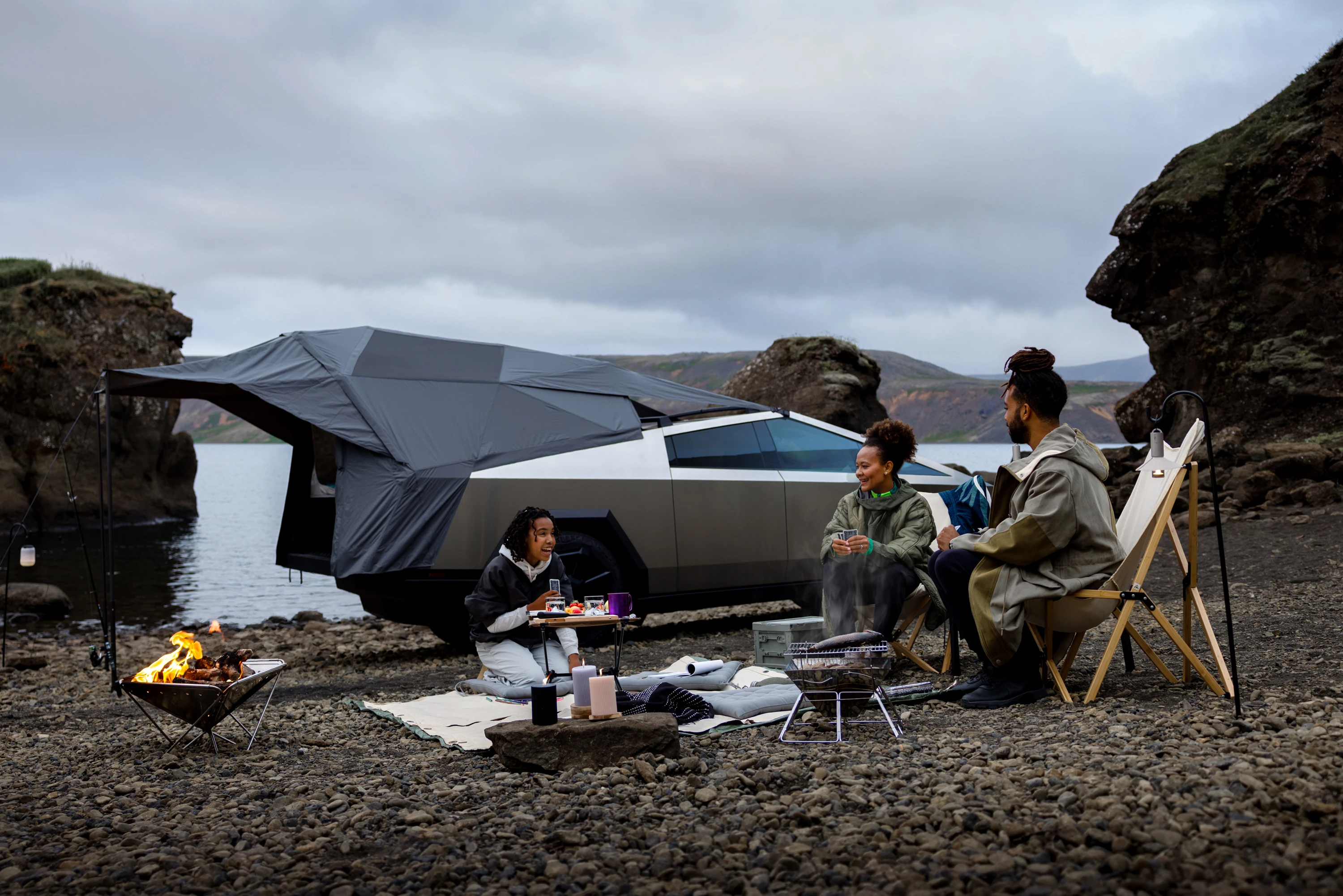 Tesla Cybertruck Cyberbeast camping view