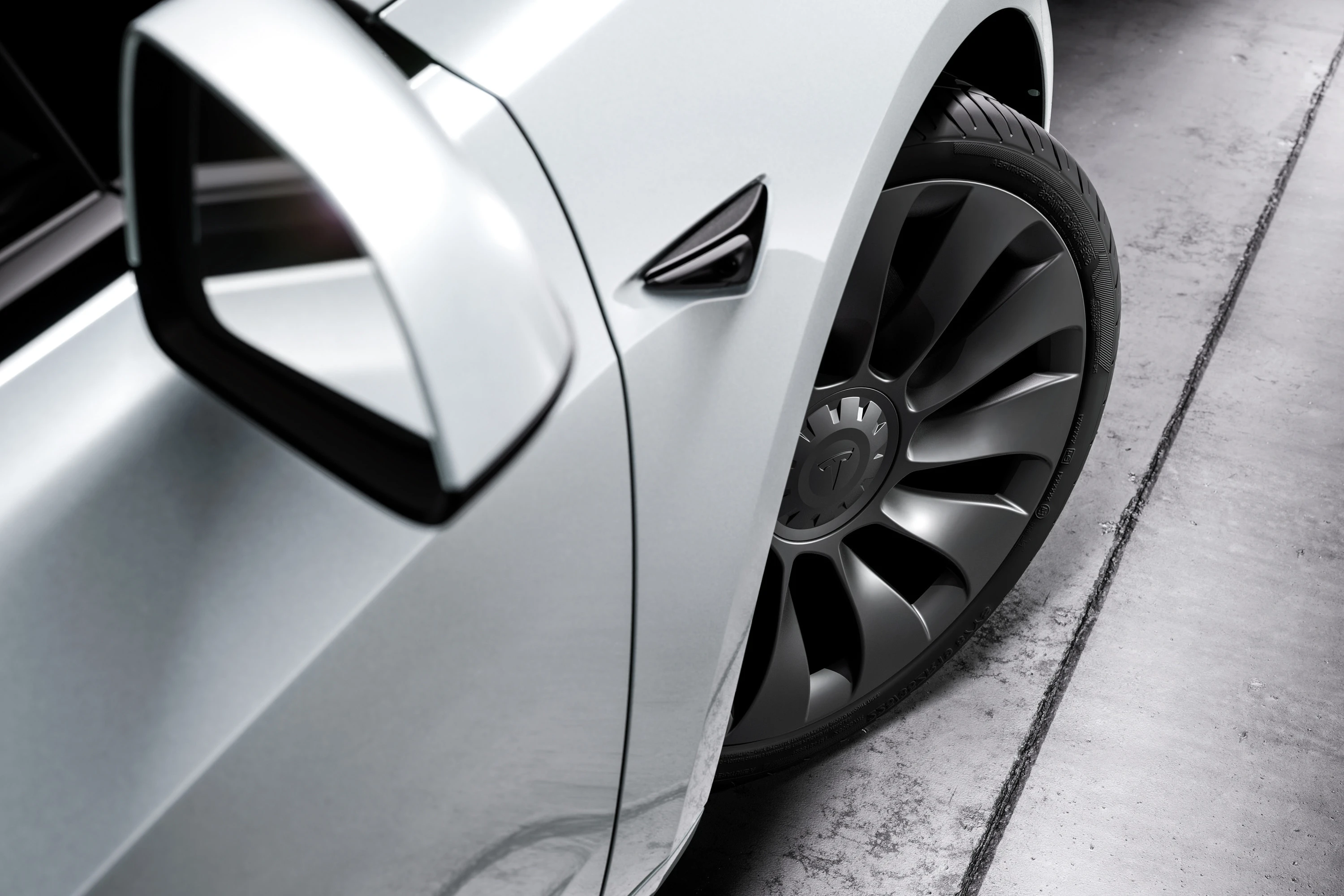 Tesla Model 3 (GEN1) exterior view