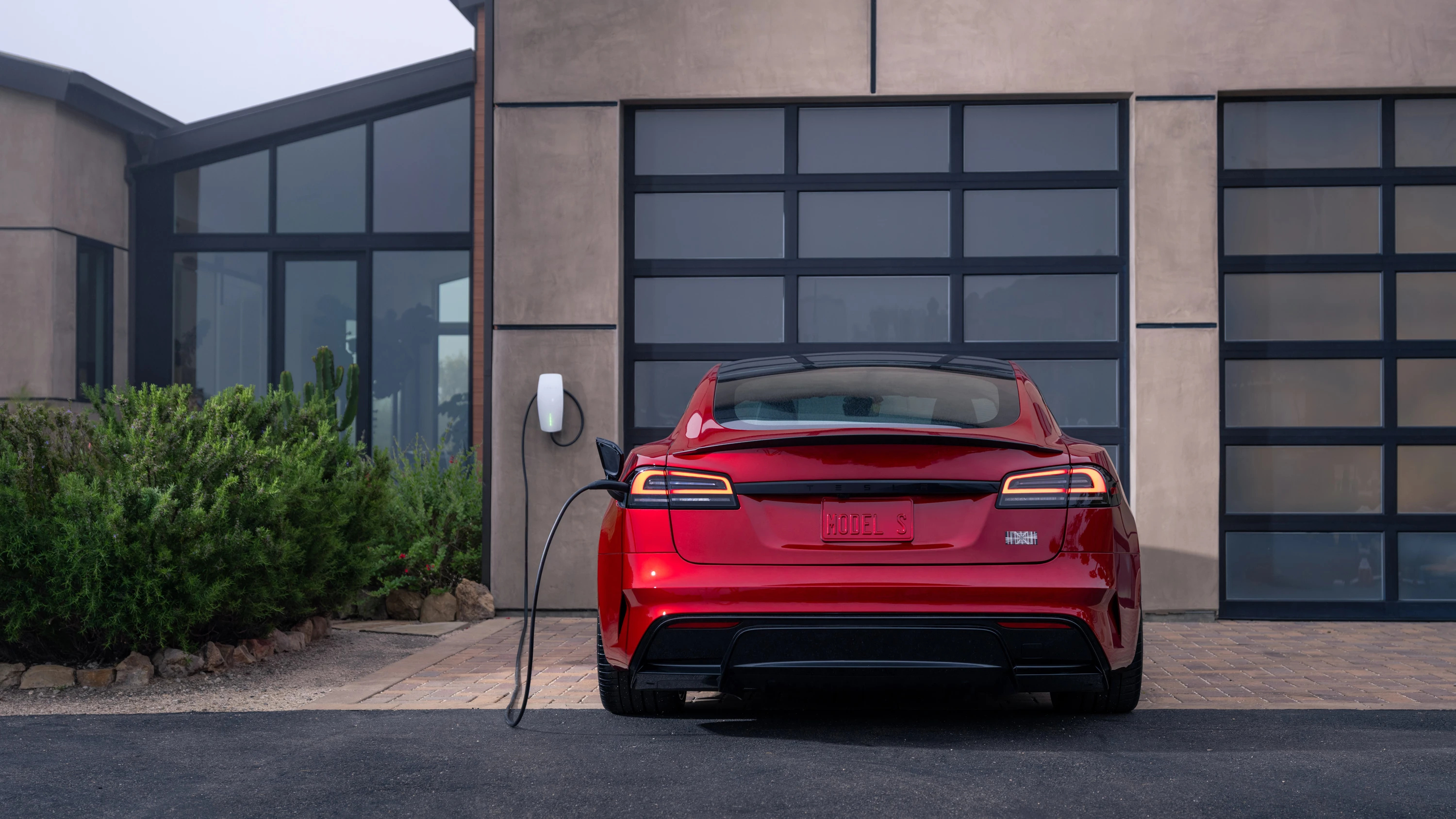 Tesla Model S AWD charging view