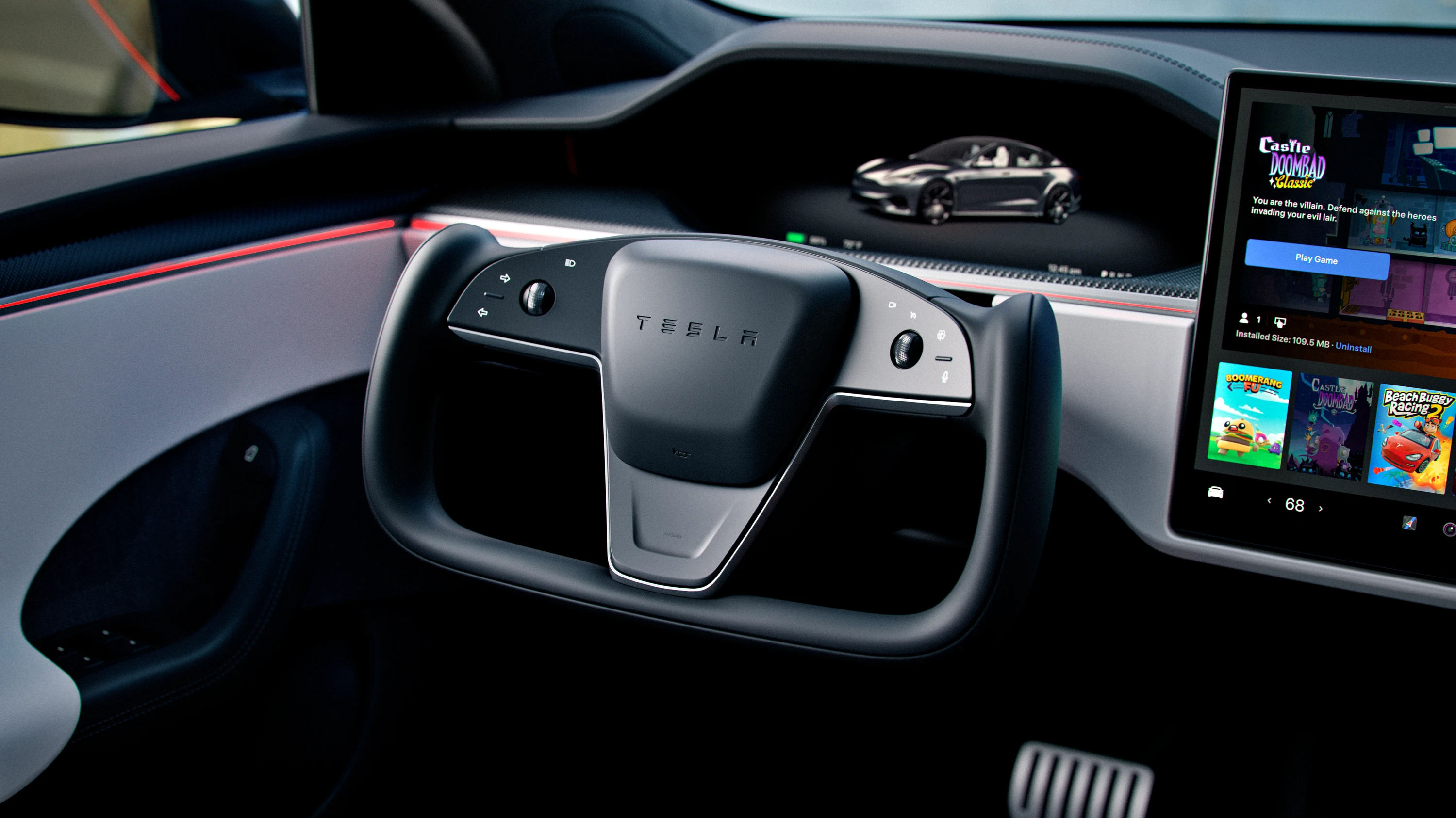 Tesla Model S Plaid screens view
