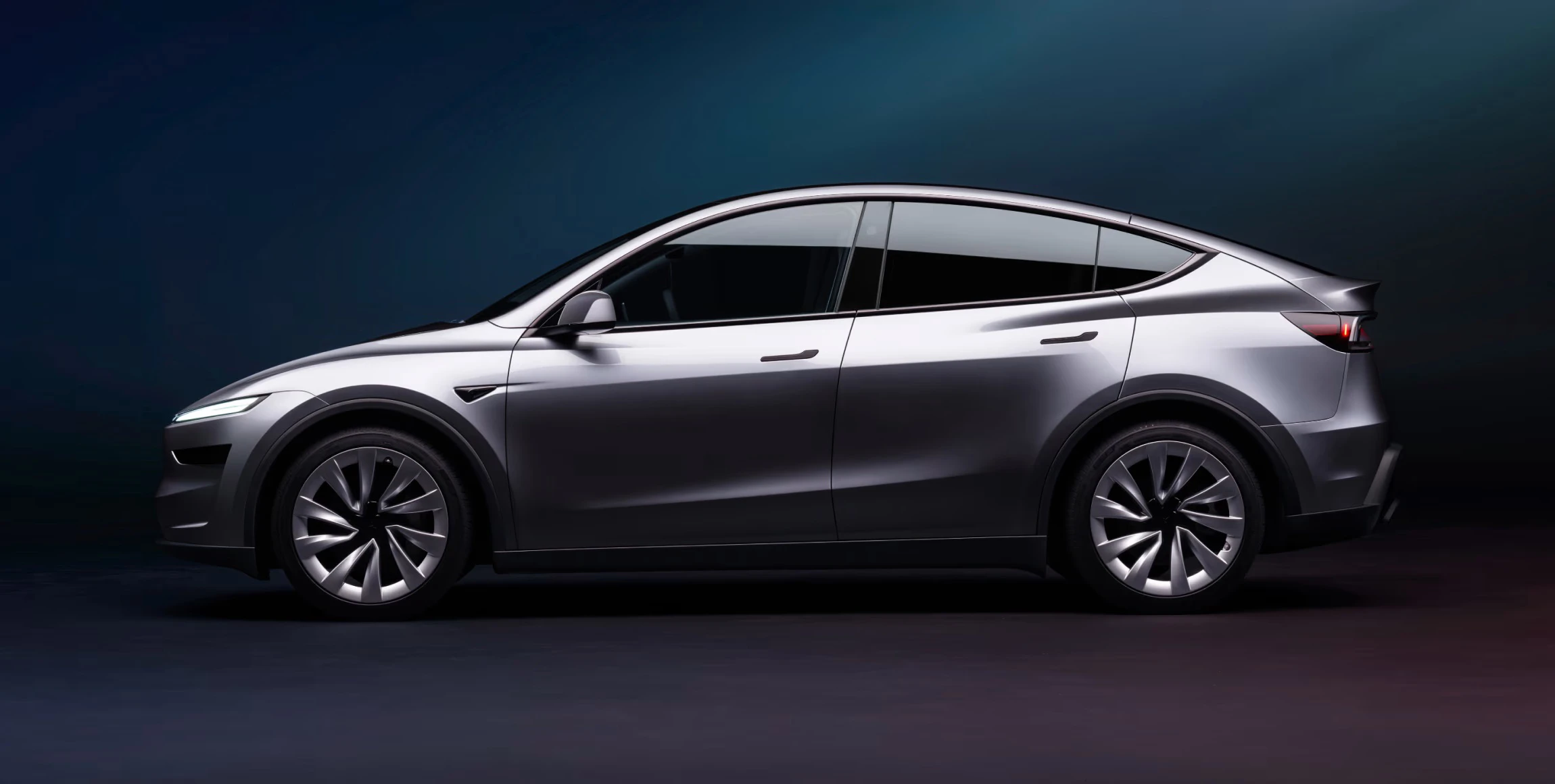 Tesla Model Y Long Range RWD exterior view