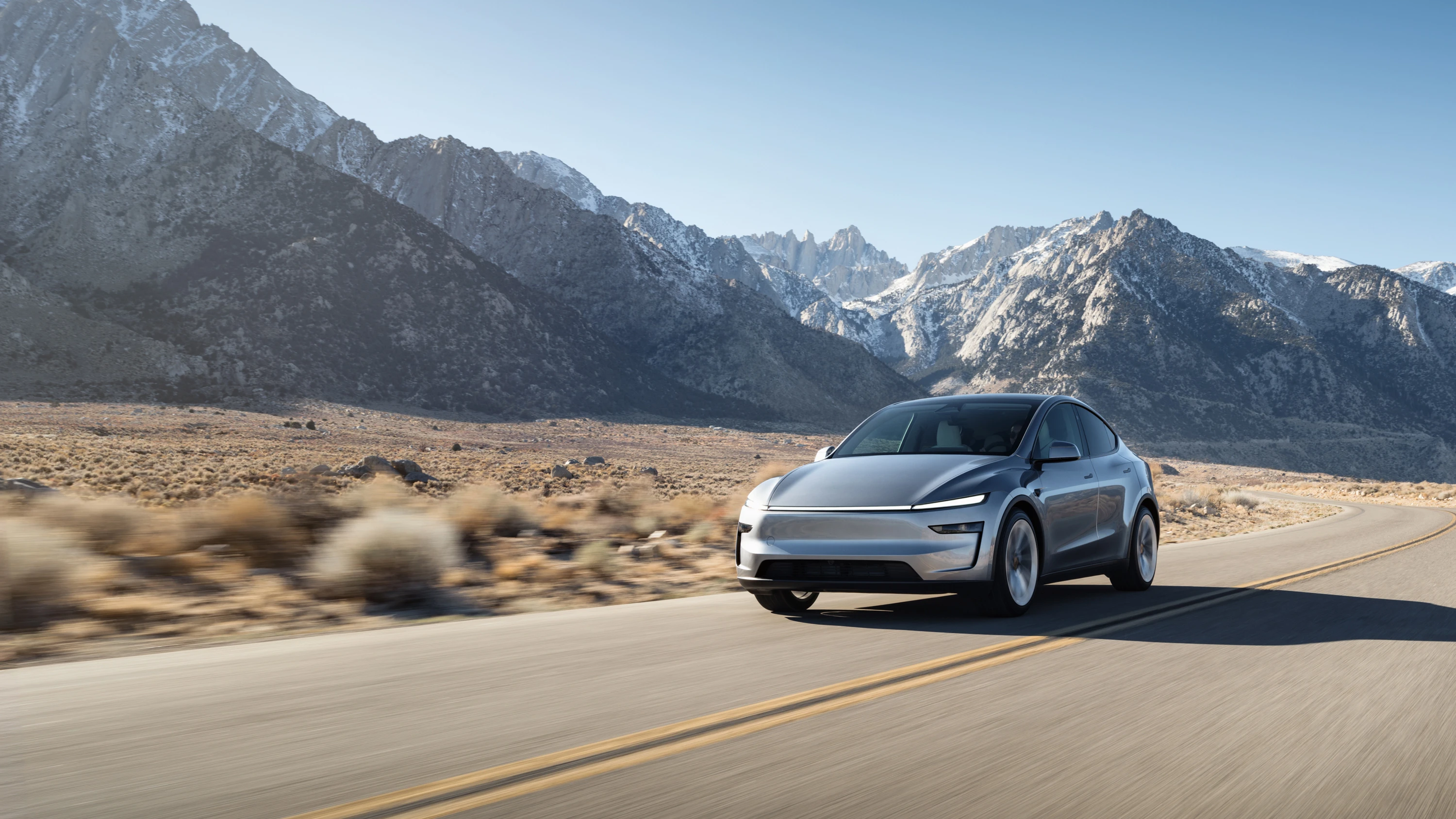 Tesla Model Y Premium RWD exterior view