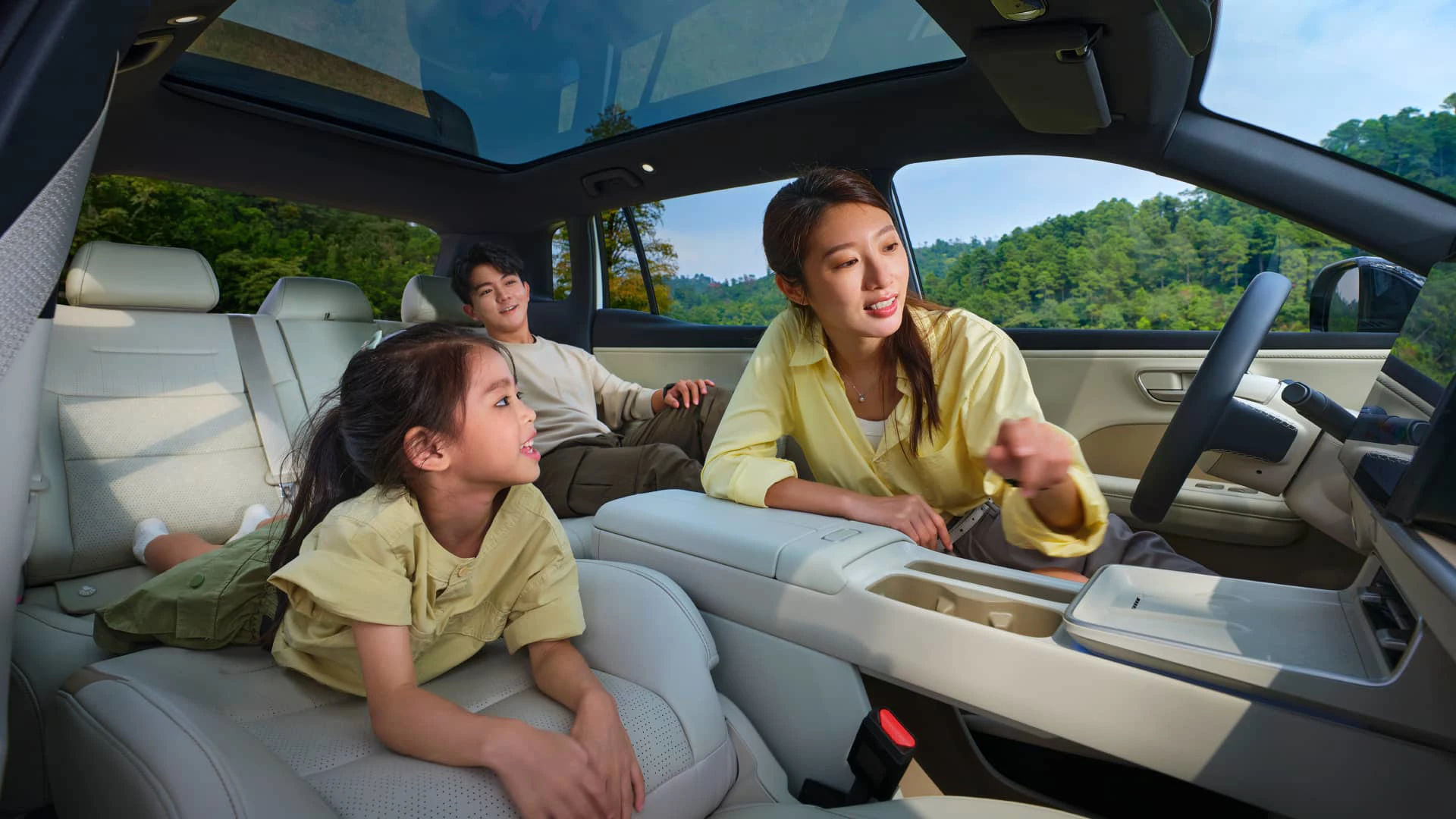 Toyota bZ3X 430 Air+ interior view