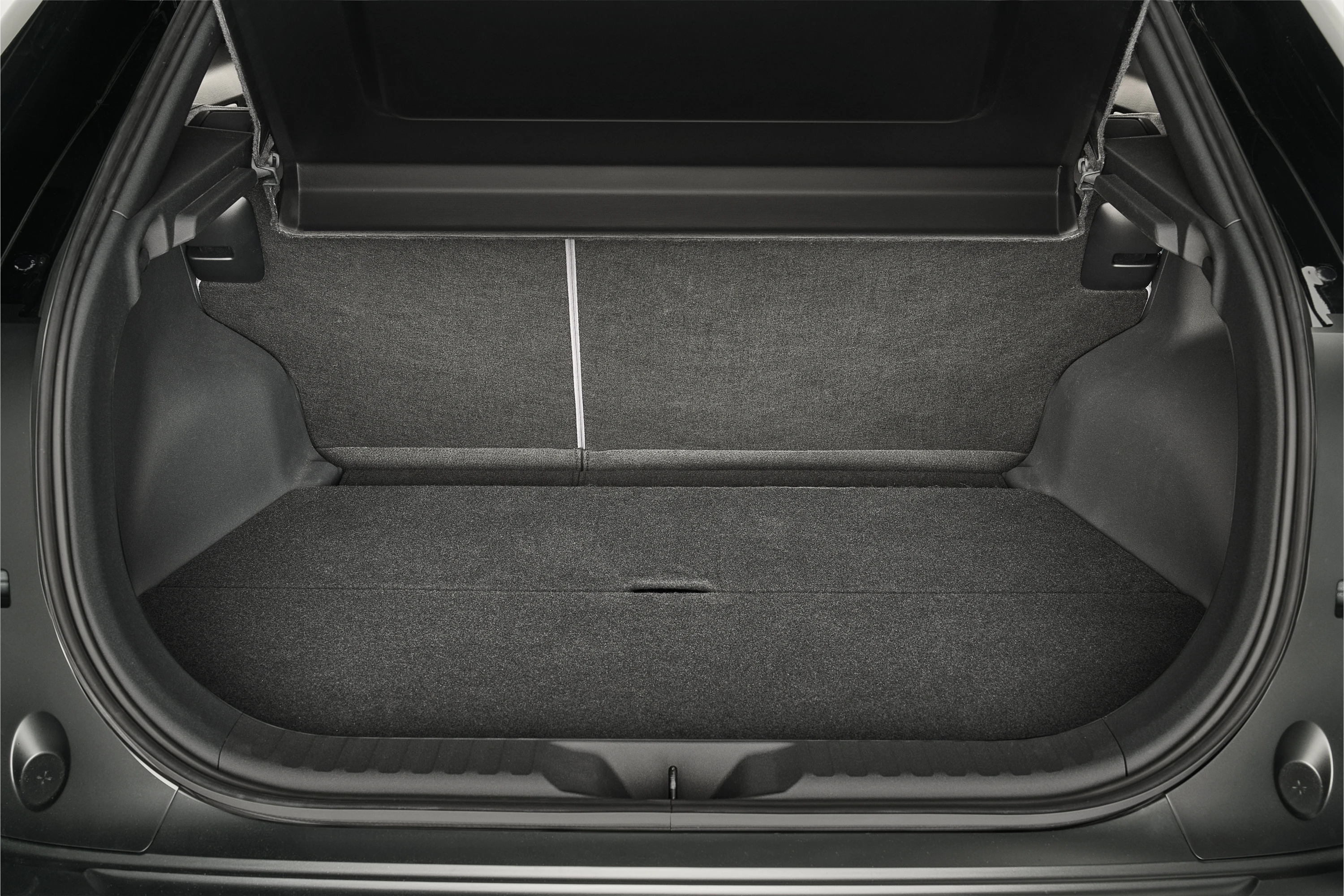 Toyota C-HR+ 77 kWh AWD trunk view