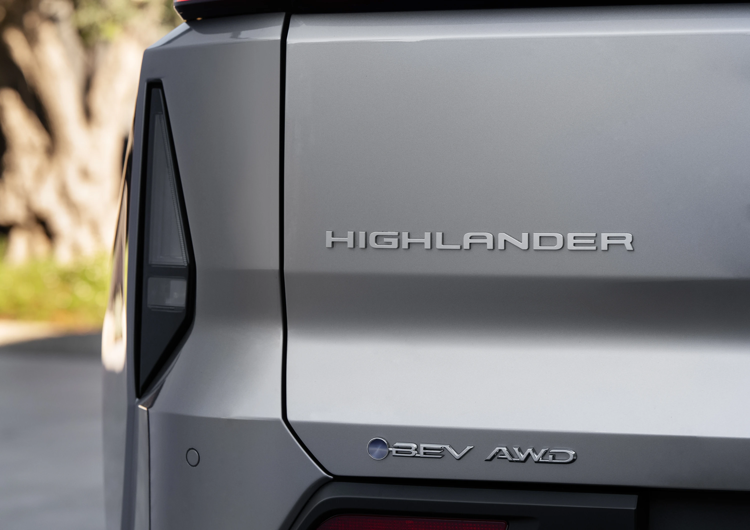 Toyota Highlander AWD 95.8 kWh details view