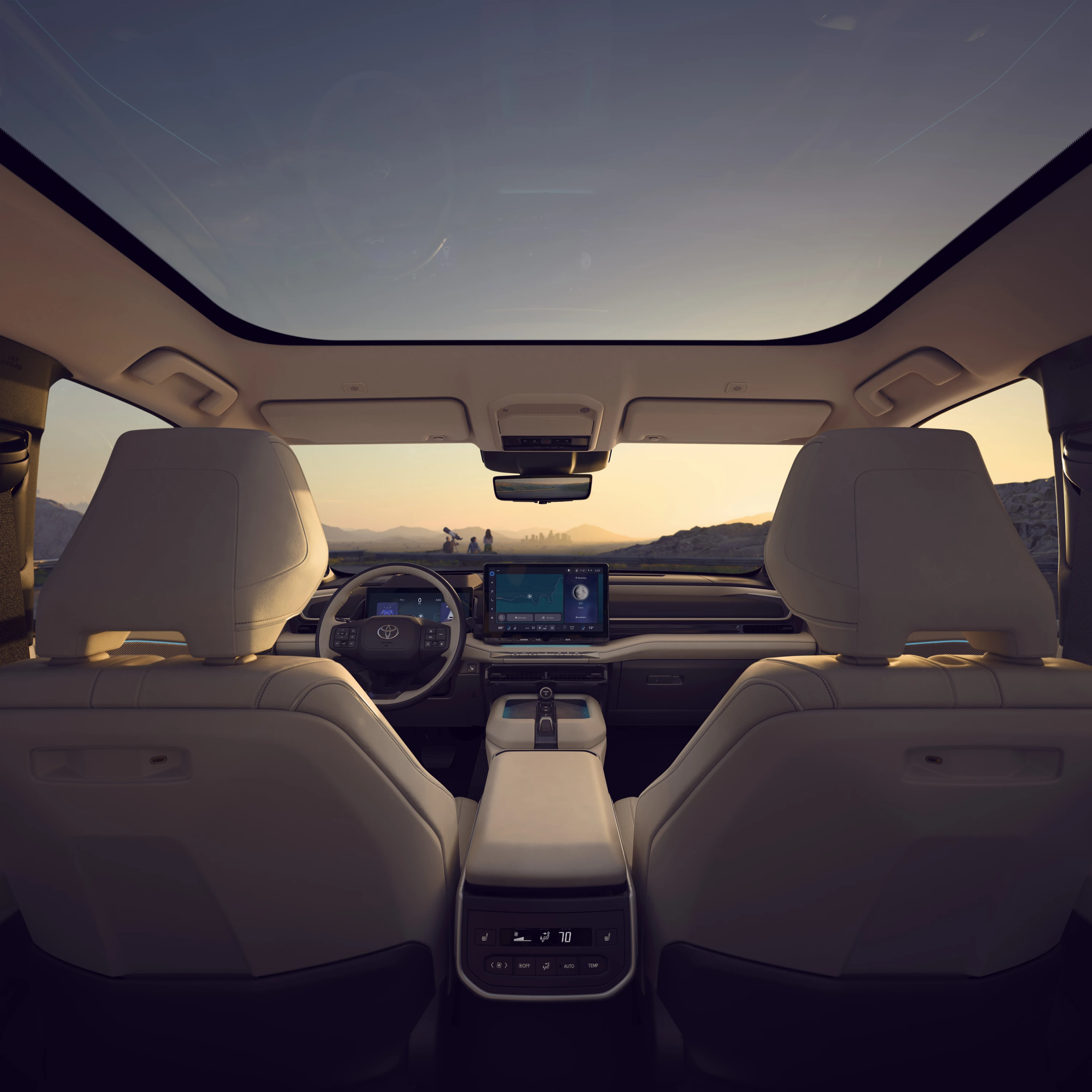 Toyota Highlander AWD 95.8 kWh interior view