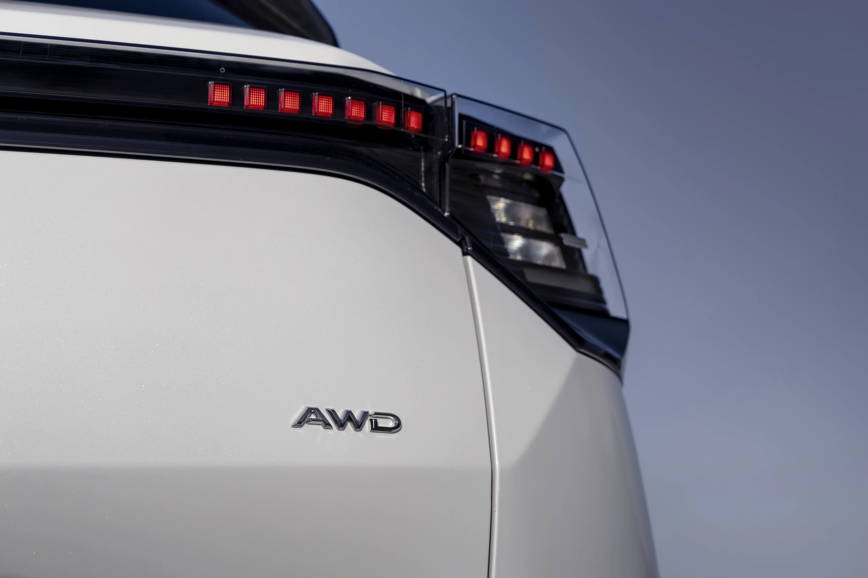 Toyota Urban Cruiser 61.1 kWh AWD taillights view
