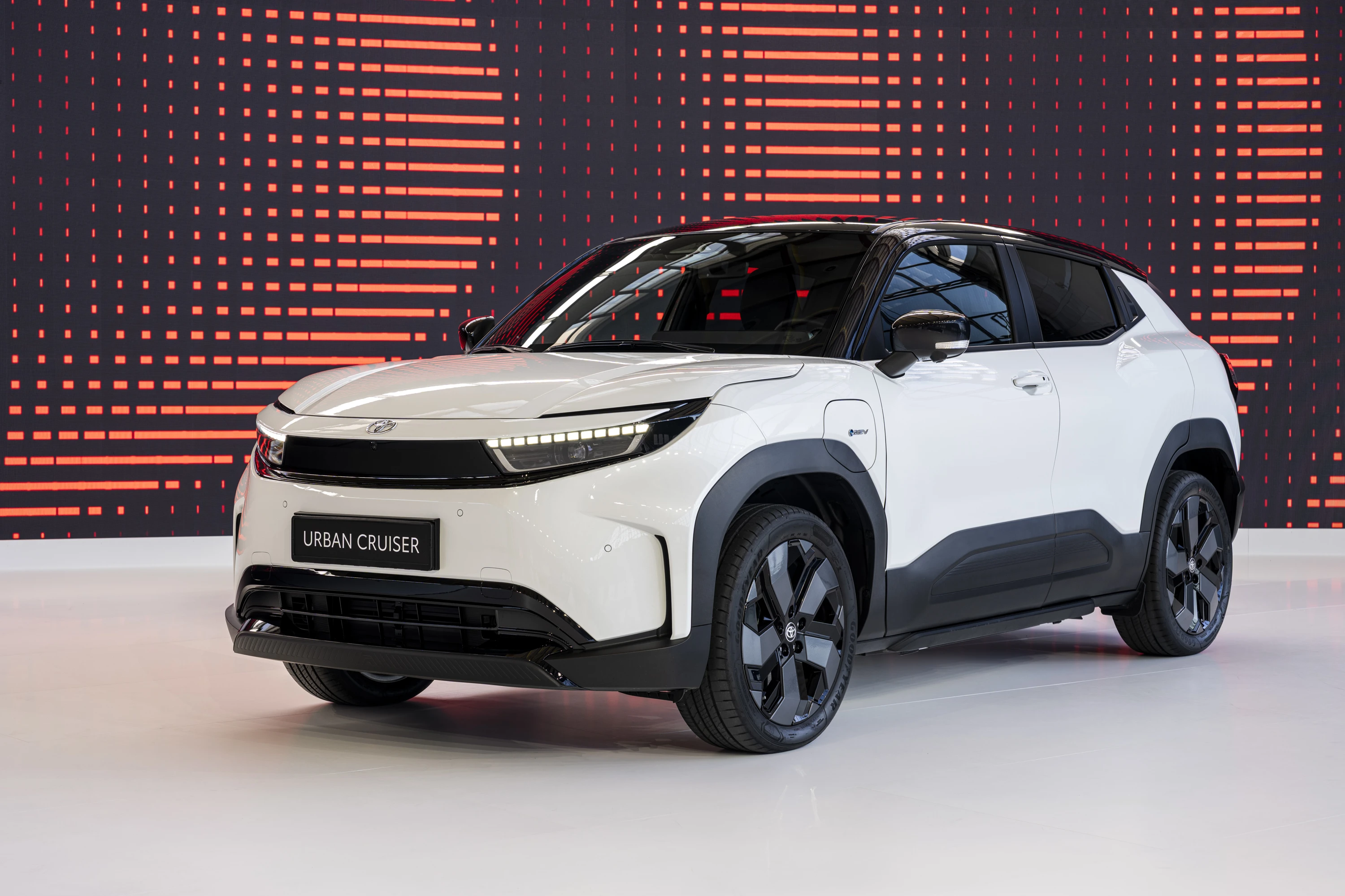 Toyota Urban Cruiser 61.1 kWh AWD electric vehicle